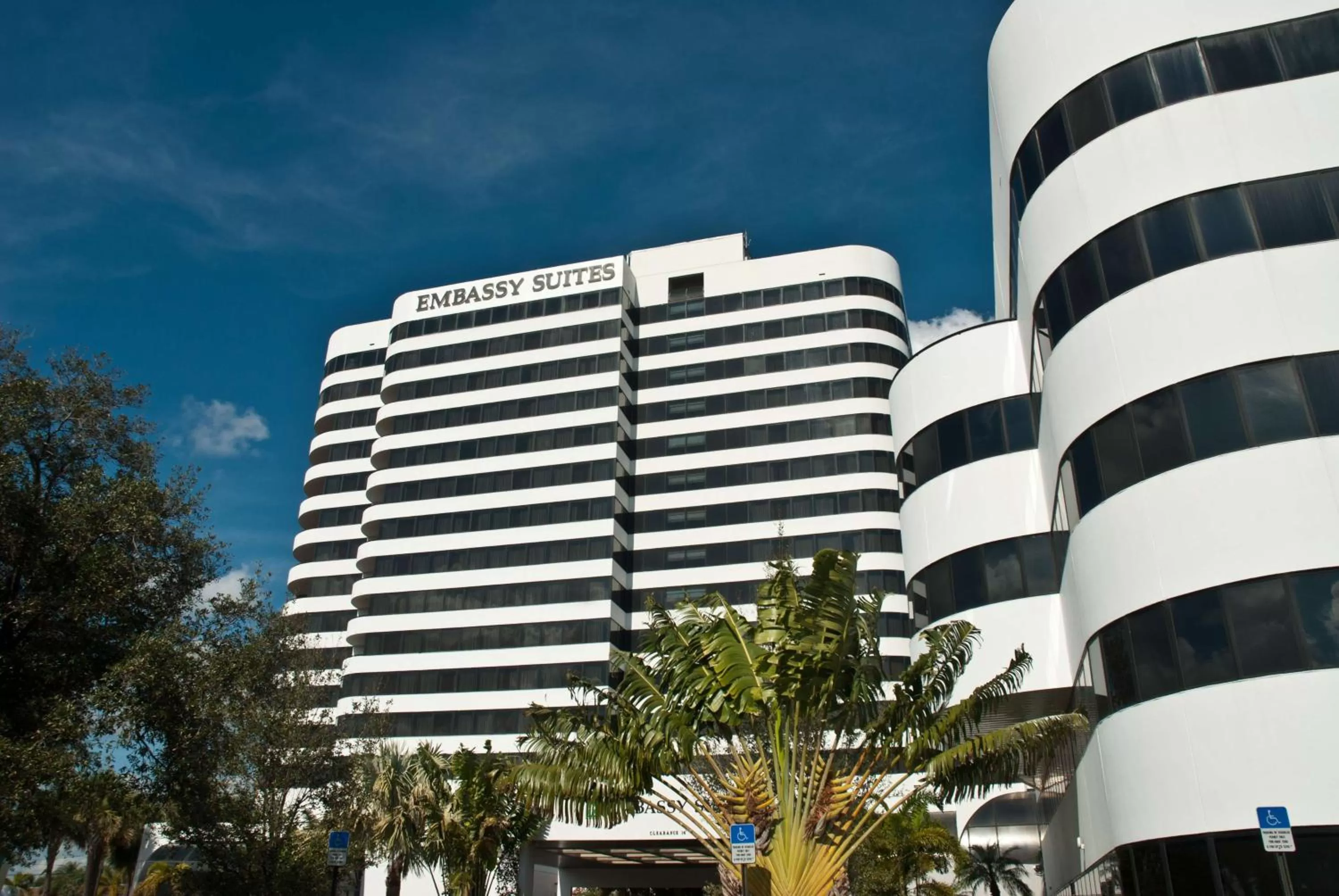 Property building in Embassy Suites by Hilton West Palm Beach Central