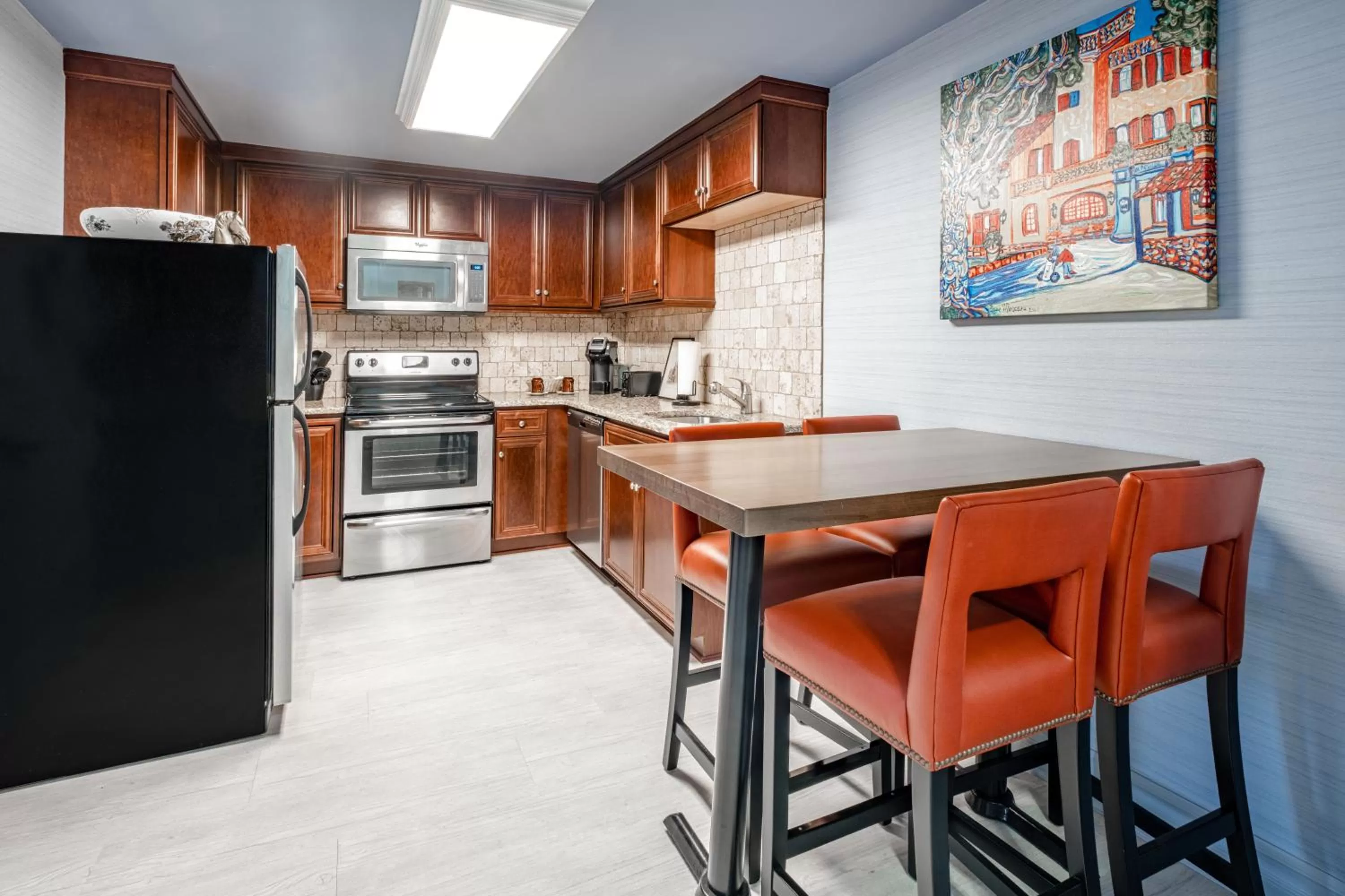 kitchen in Red Coach Inn