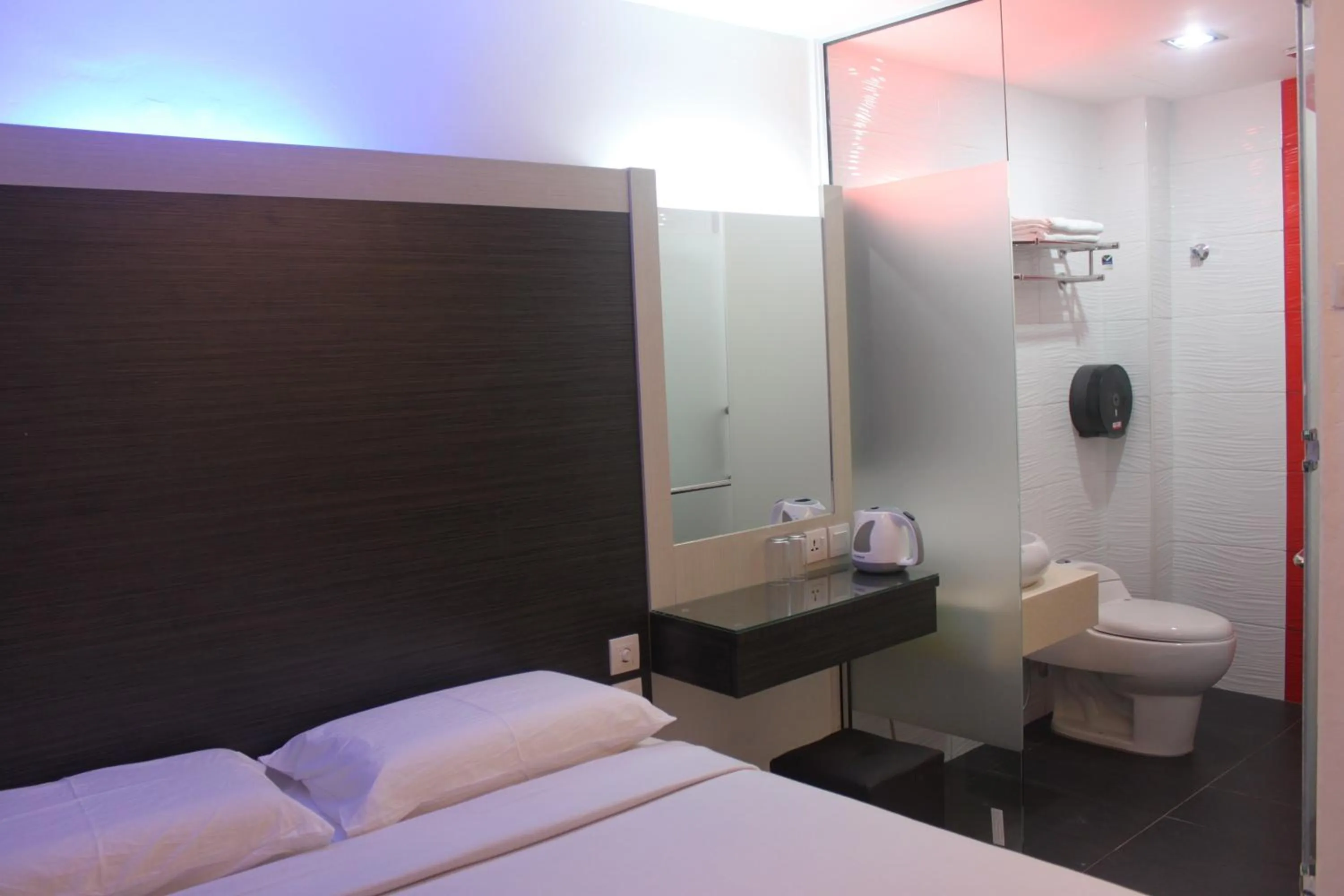 Bathroom, Bed in Time Hotel