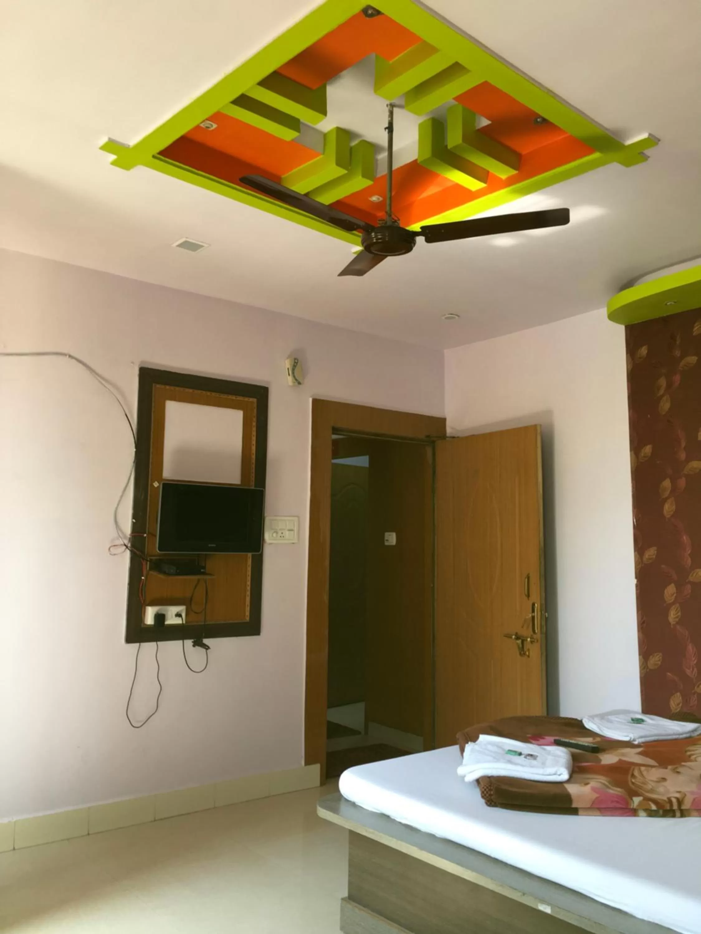 TV and multimedia, TV/Entertainment Center in Hotel RAJVIHAR