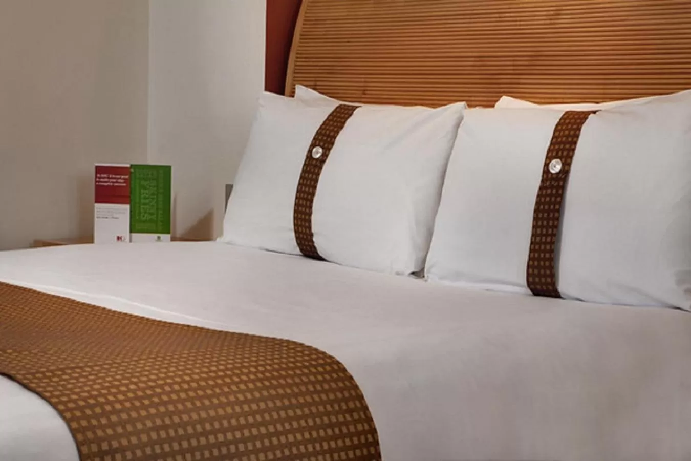 Bed in Holiday Inn Maidstone-Sevenoaks by IHG