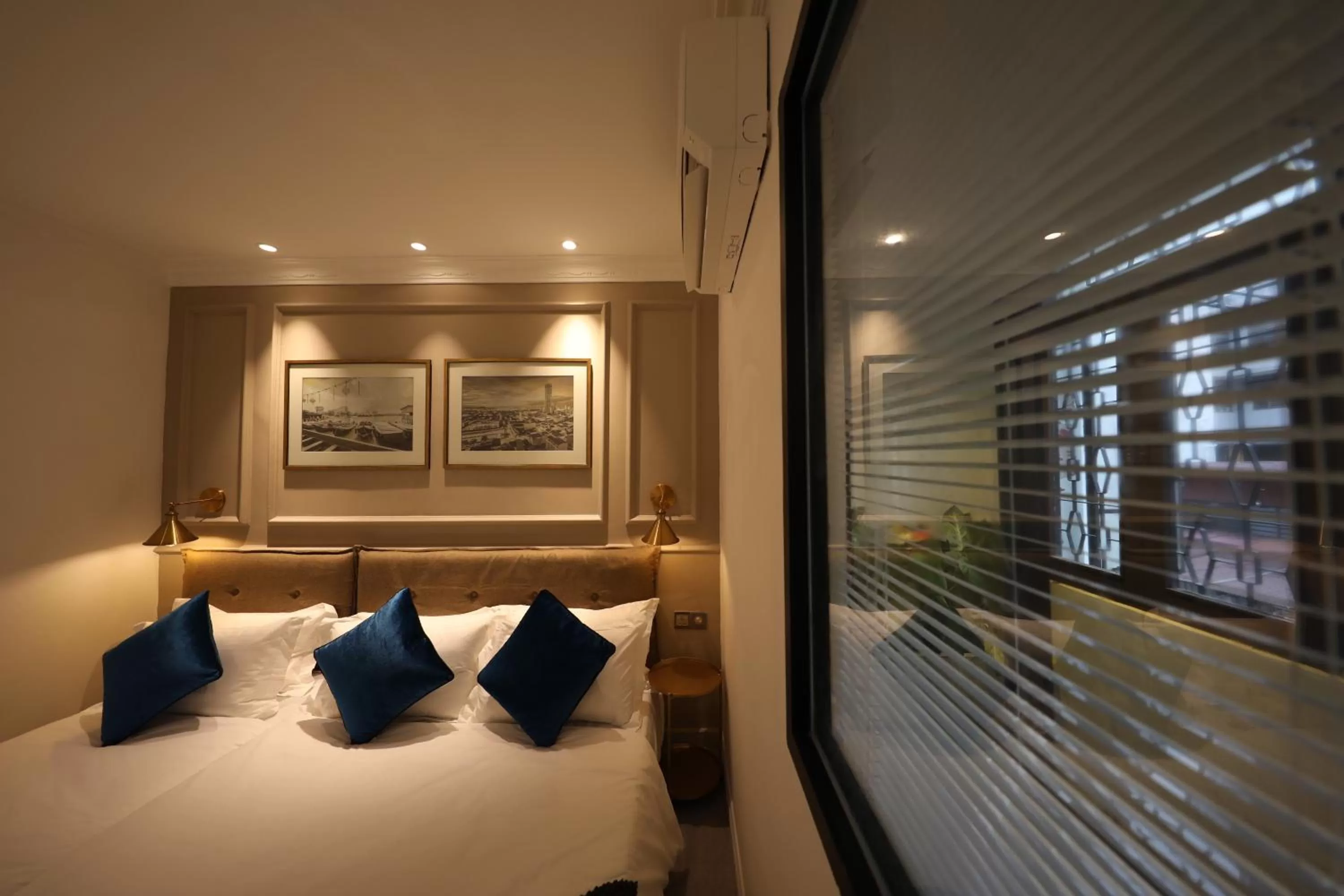 Bed in Manhattan Residence