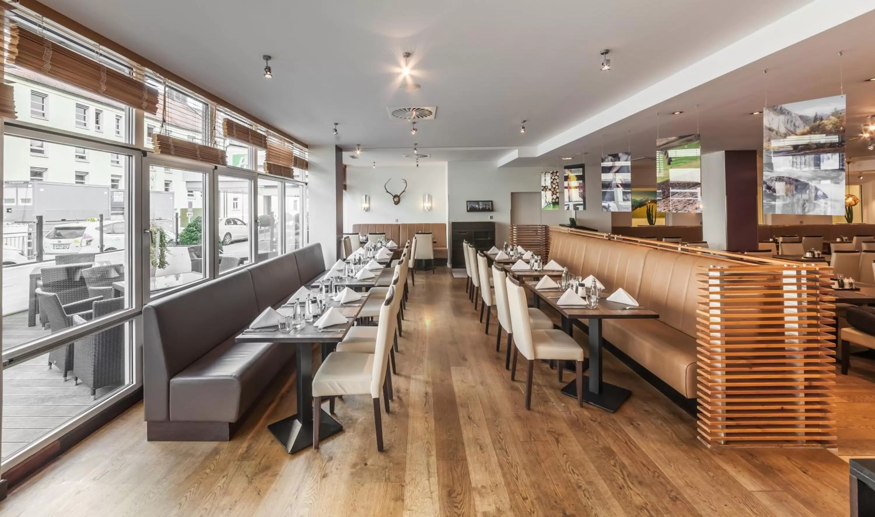 Breakfast in Holiday Inn Munich City Centre by IHG