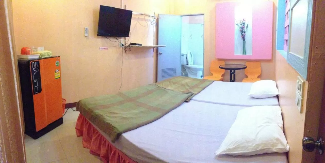 Bed in Adchara Mansion