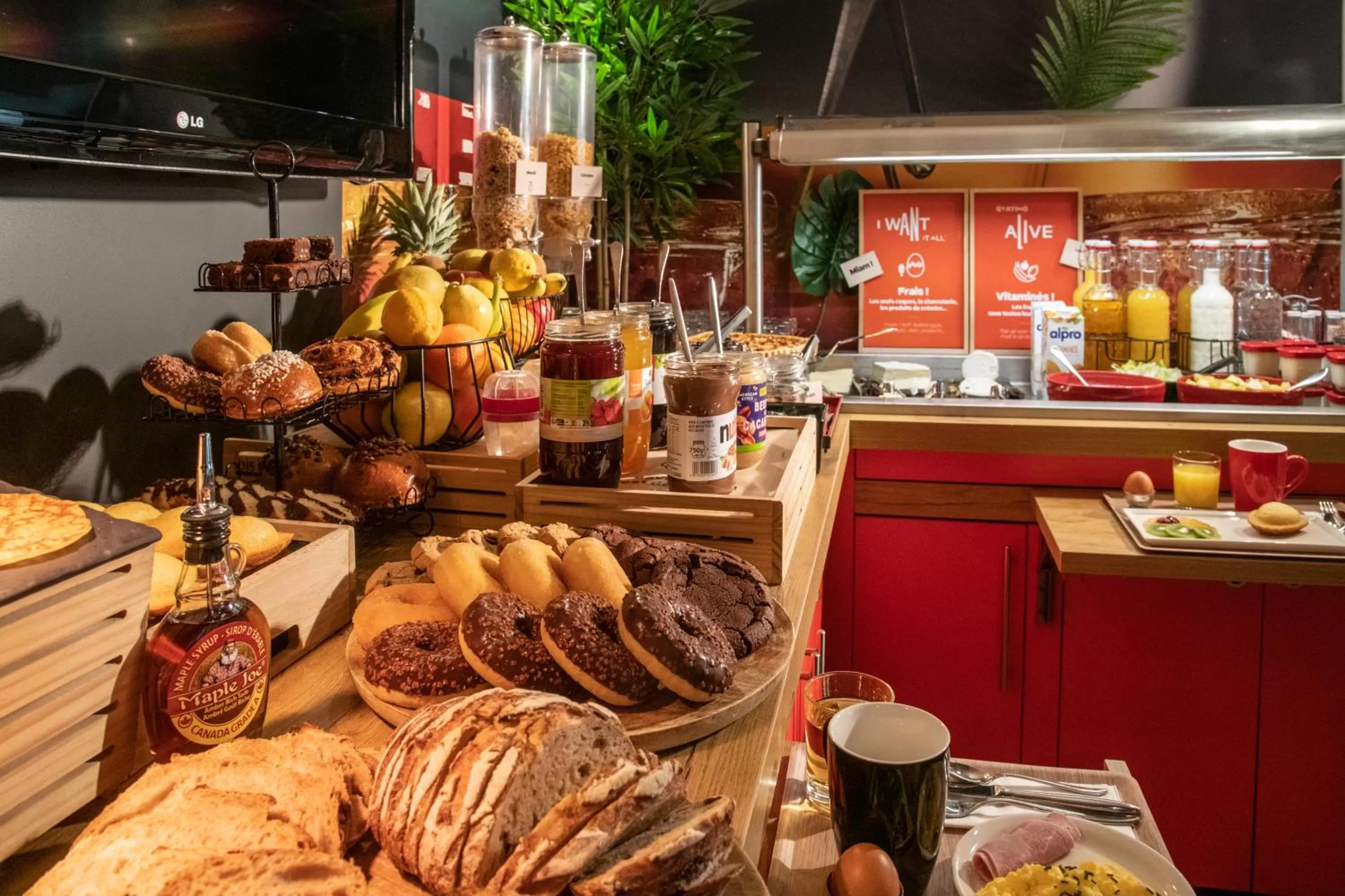 Breakfast in ibis Cannes Centre