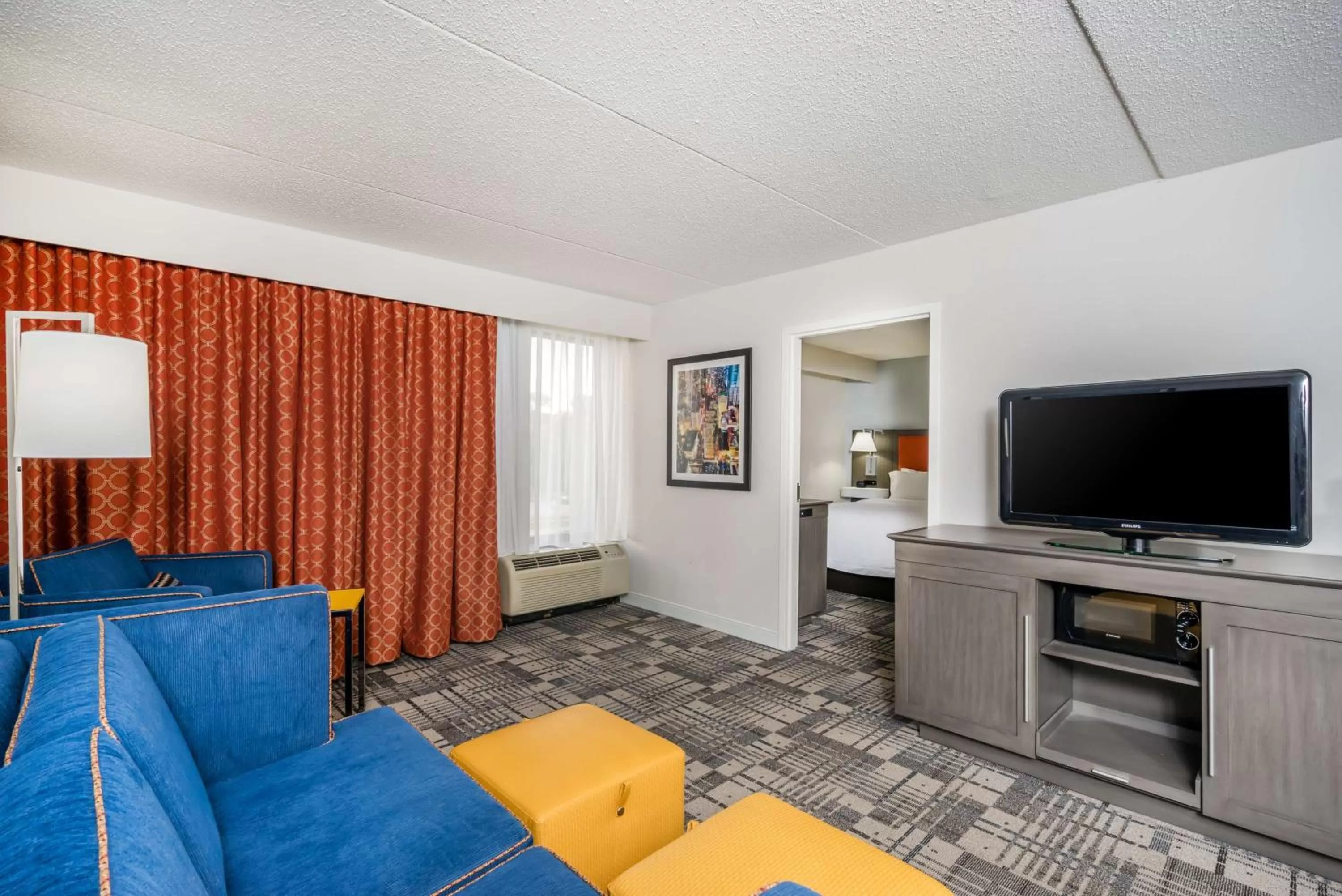 Bedroom in Hampton Inn Plymouth Meeting