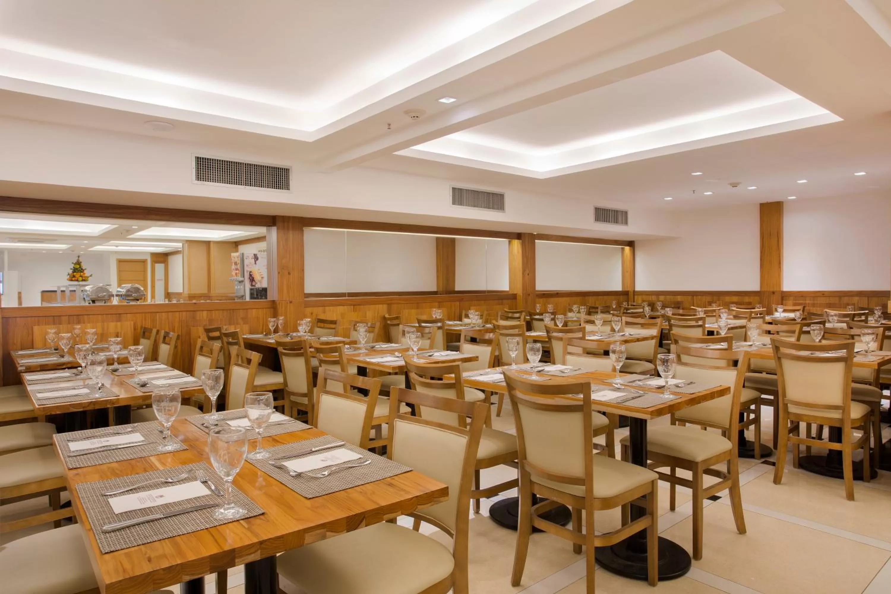 Restaurant/places to eat in Hotel Atlantico Praia