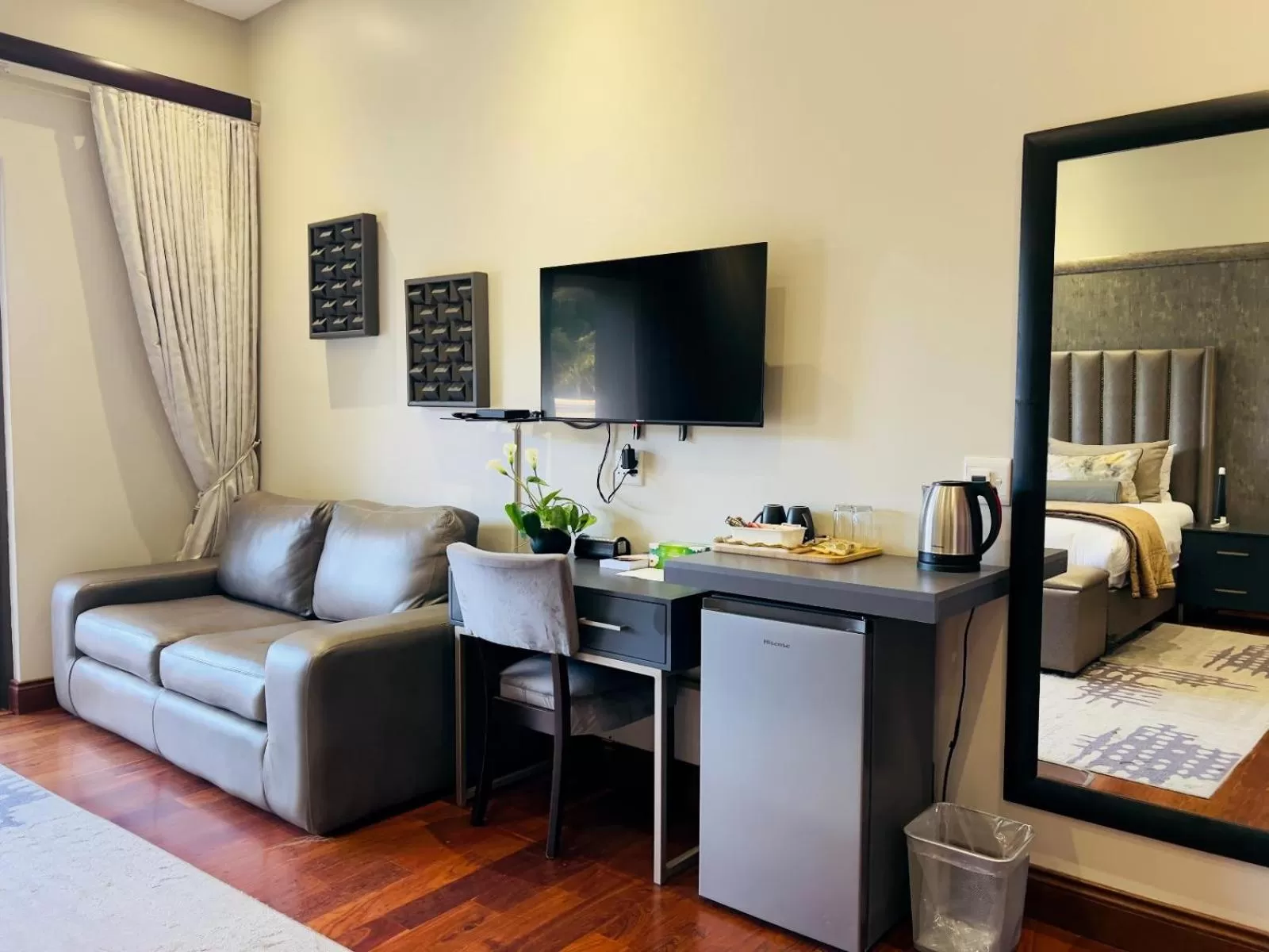 TV and multimedia, Bed in One O Eight Boutique Hotel