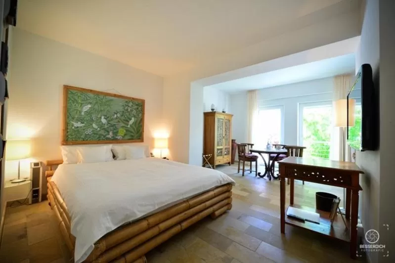 Day, Bed in Domaine Leidinger