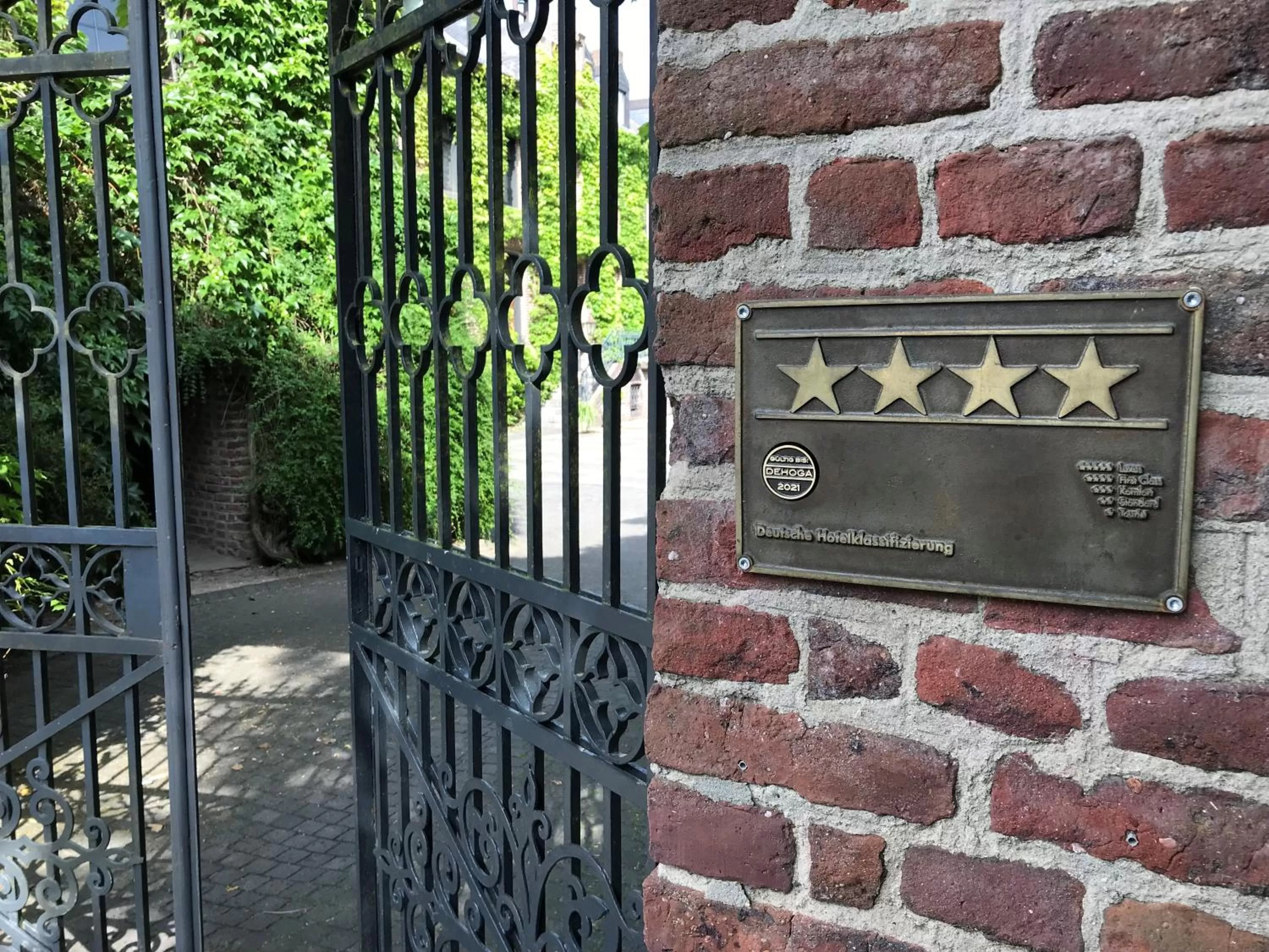 Facade/entrance in Burg Wegberg Hotel & Eventlocation