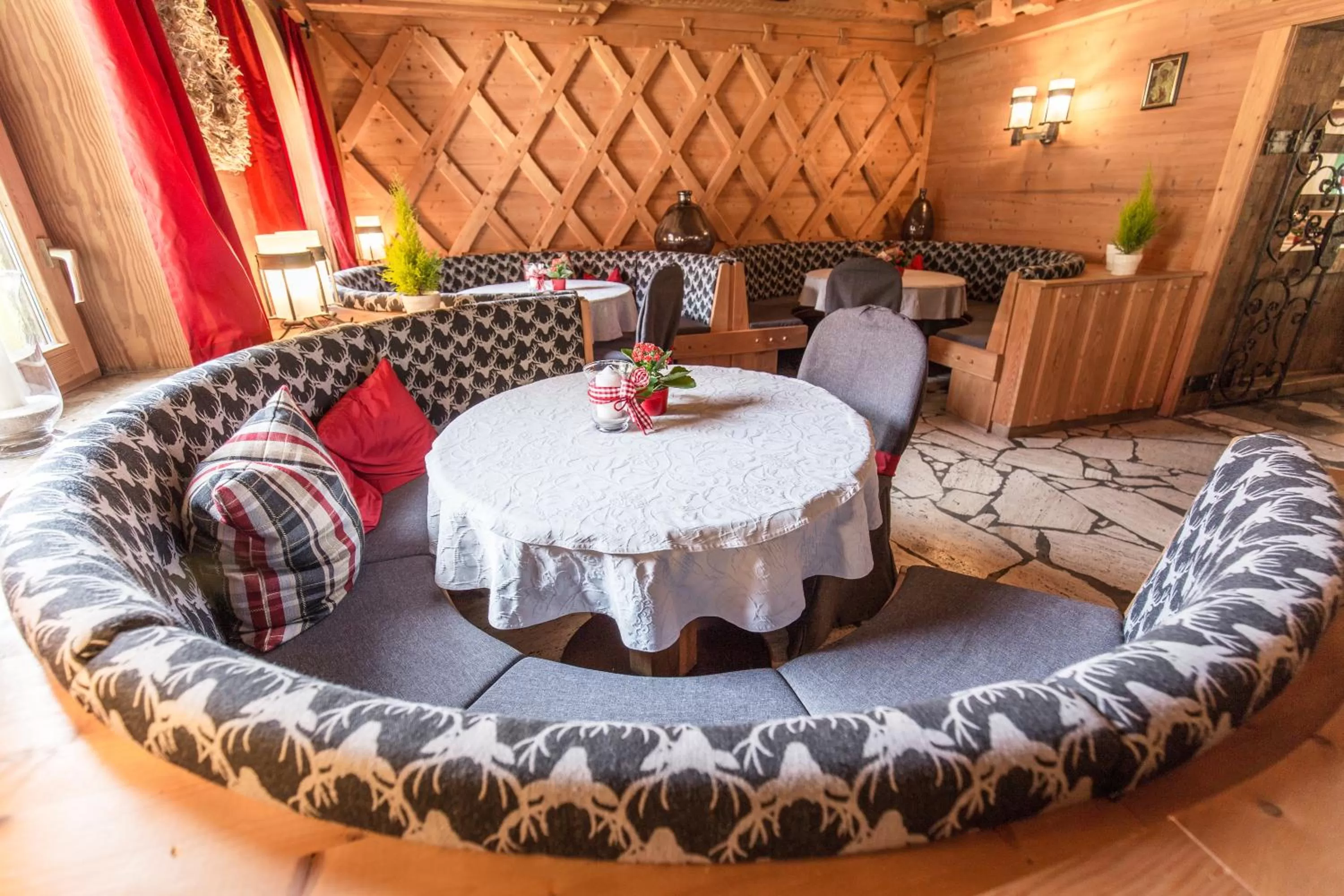 Lounge or bar in Hotel Waldblick