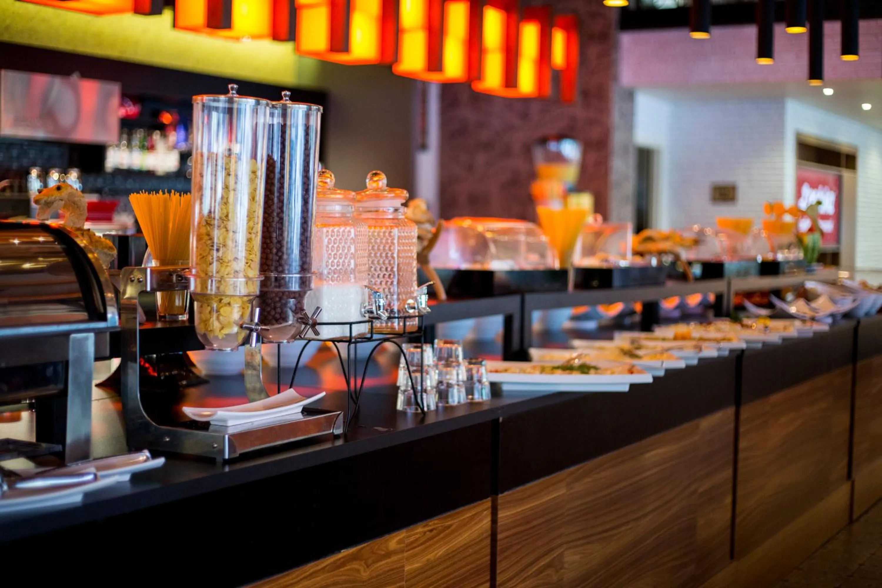 Buffet breakfast in Mard-inn Hotel