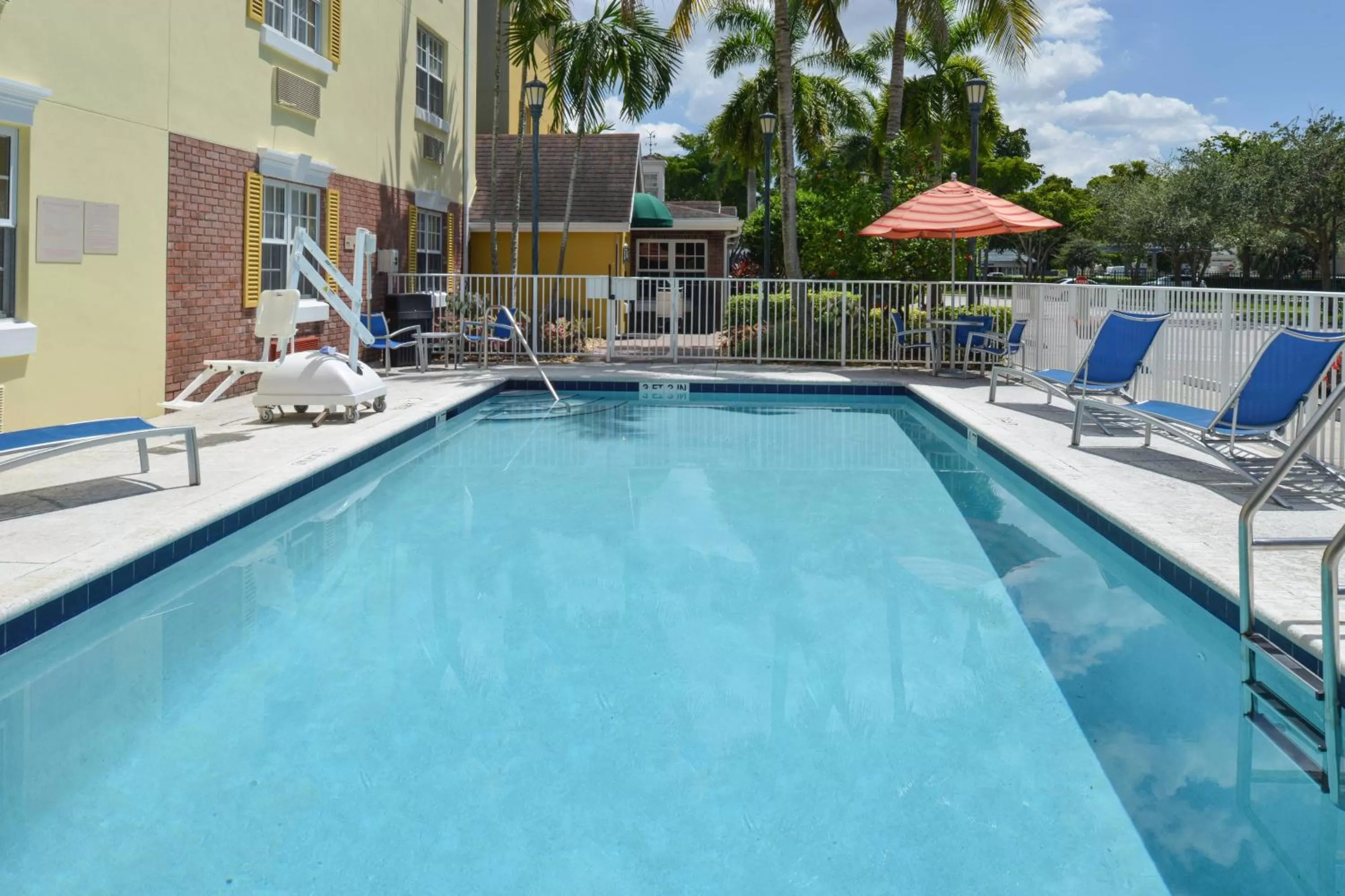 Swimming pool in Candlewood Suites Miami Lakes by IHG