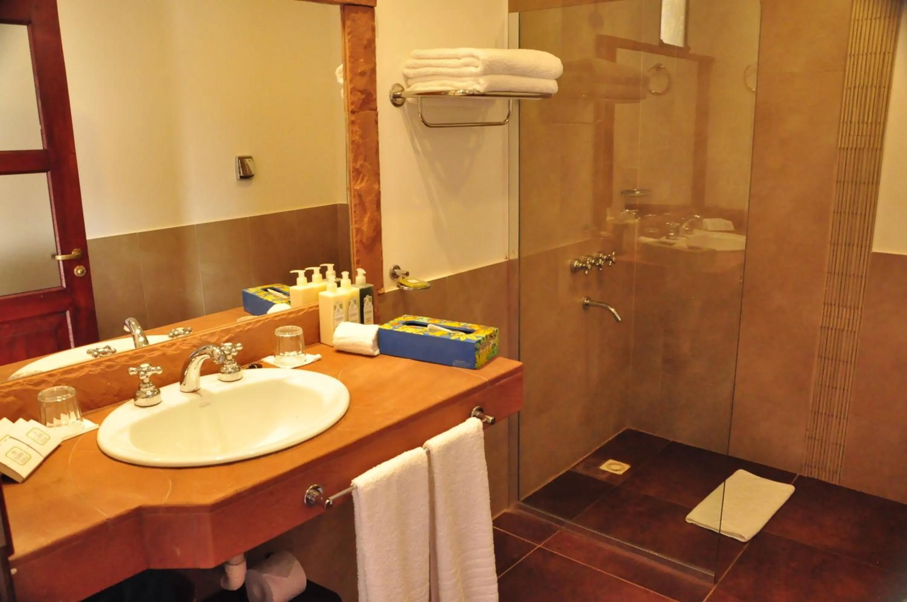 Shower in El Pueblito Iguazú