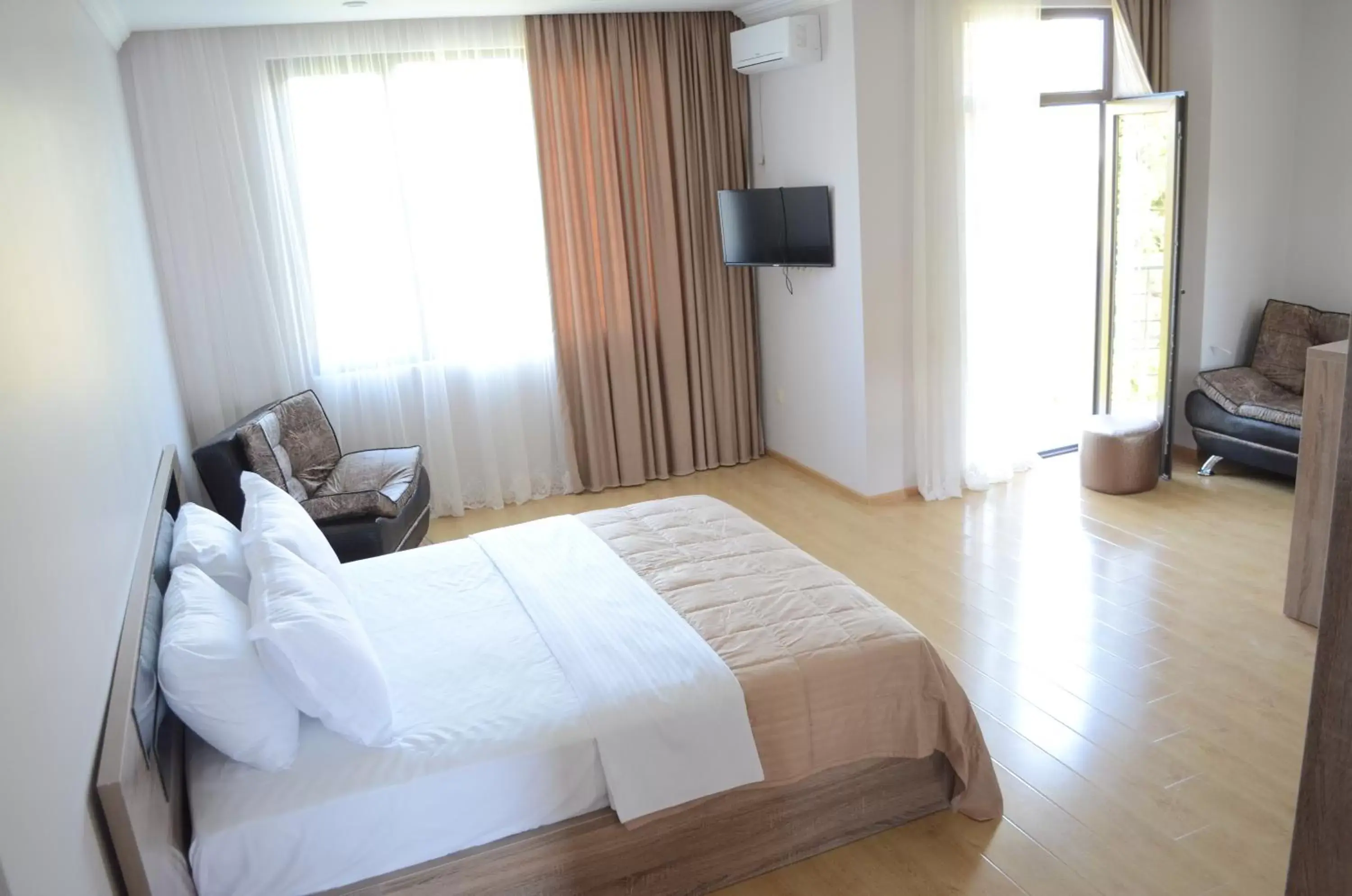 Junior Suite in Hotel Skyline Batumi Junior Suite in Hotel Skyline Batumi