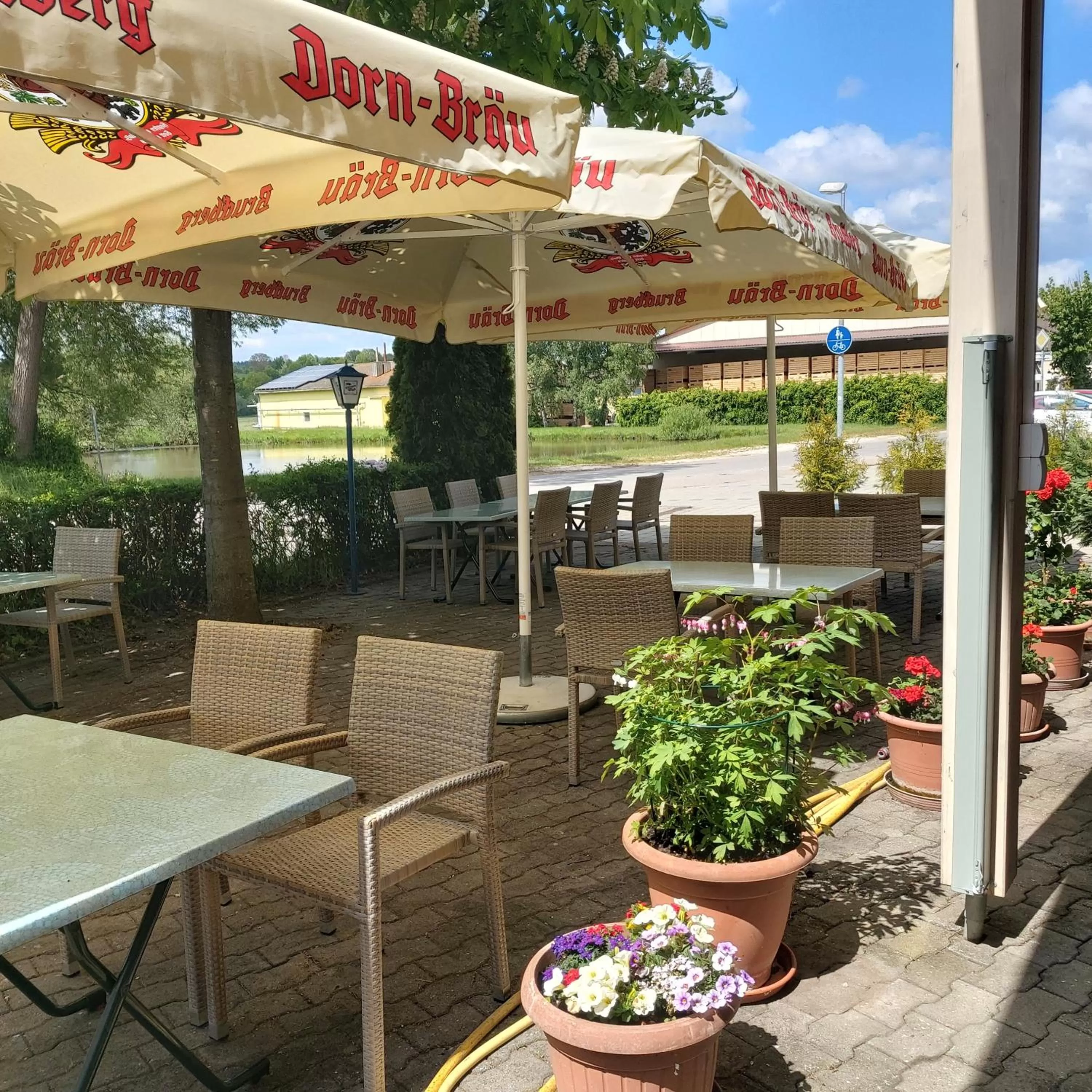 Garden in Gasthaus Pension Rezatgrund