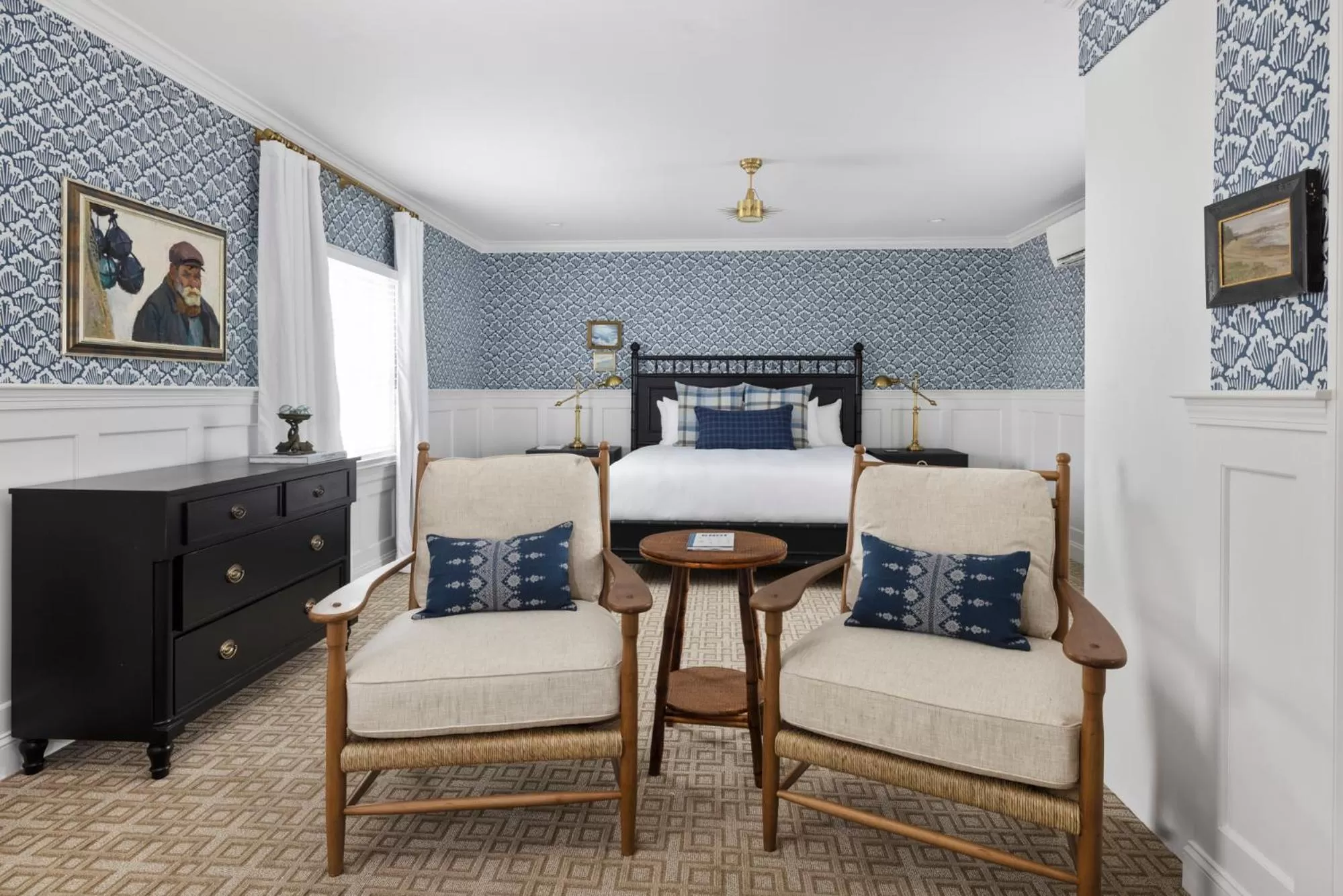 Photo of the whole room in Kennebunkport Inn