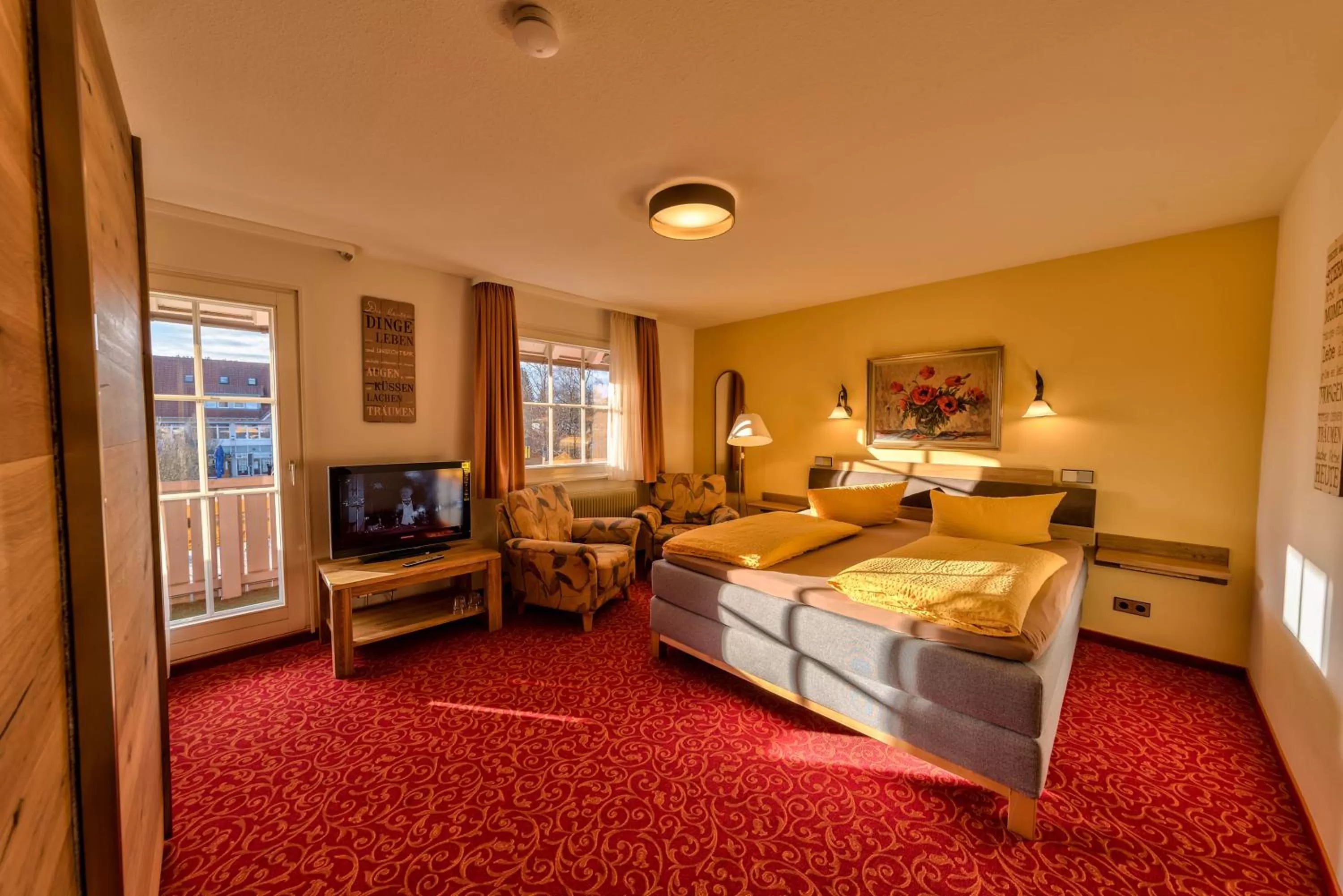 Photo of the whole room, Bed in Hotel Sonneneck Titisee -Adults Only-