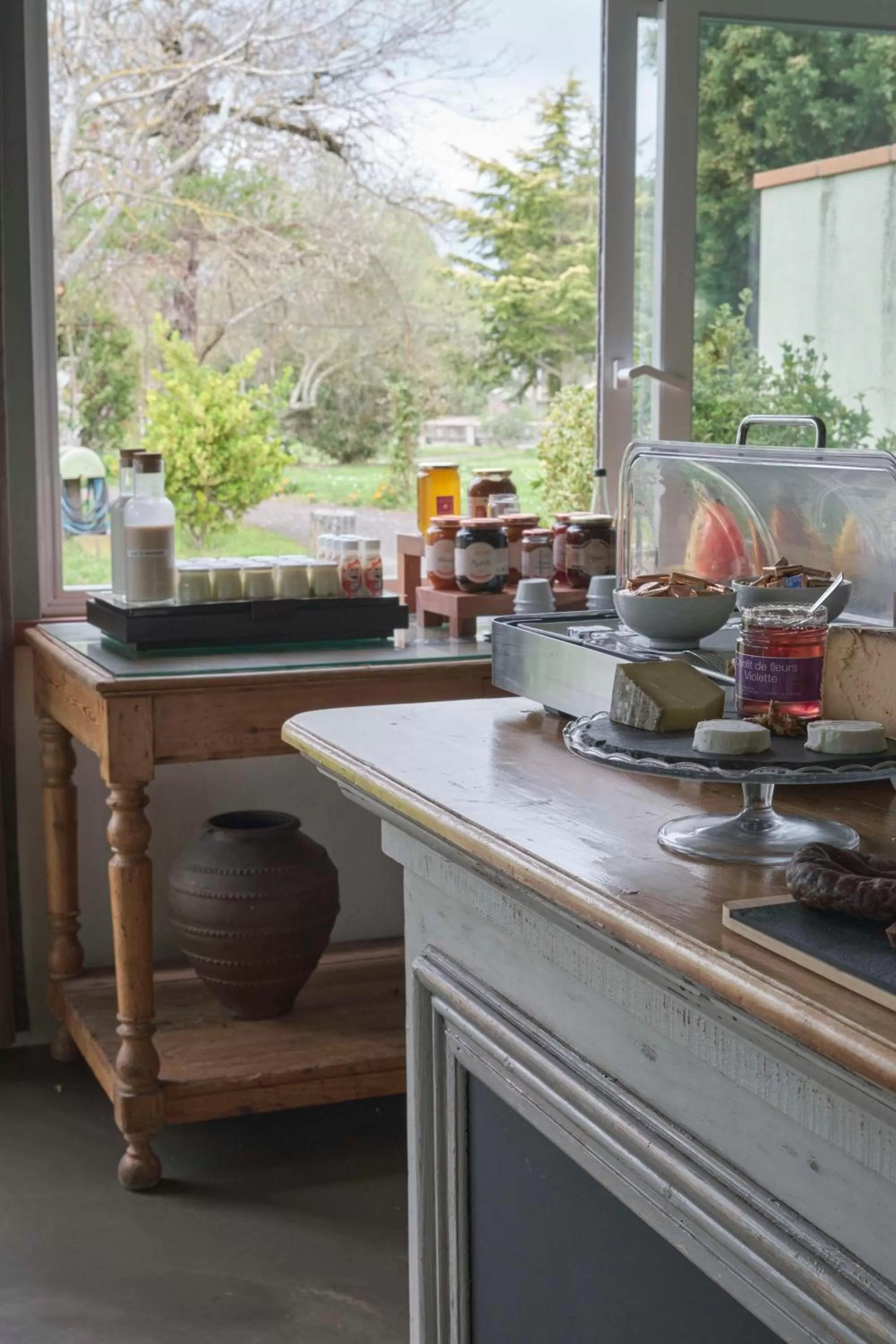 Breakfast in Best Western Plus Le Canard sur le Toit