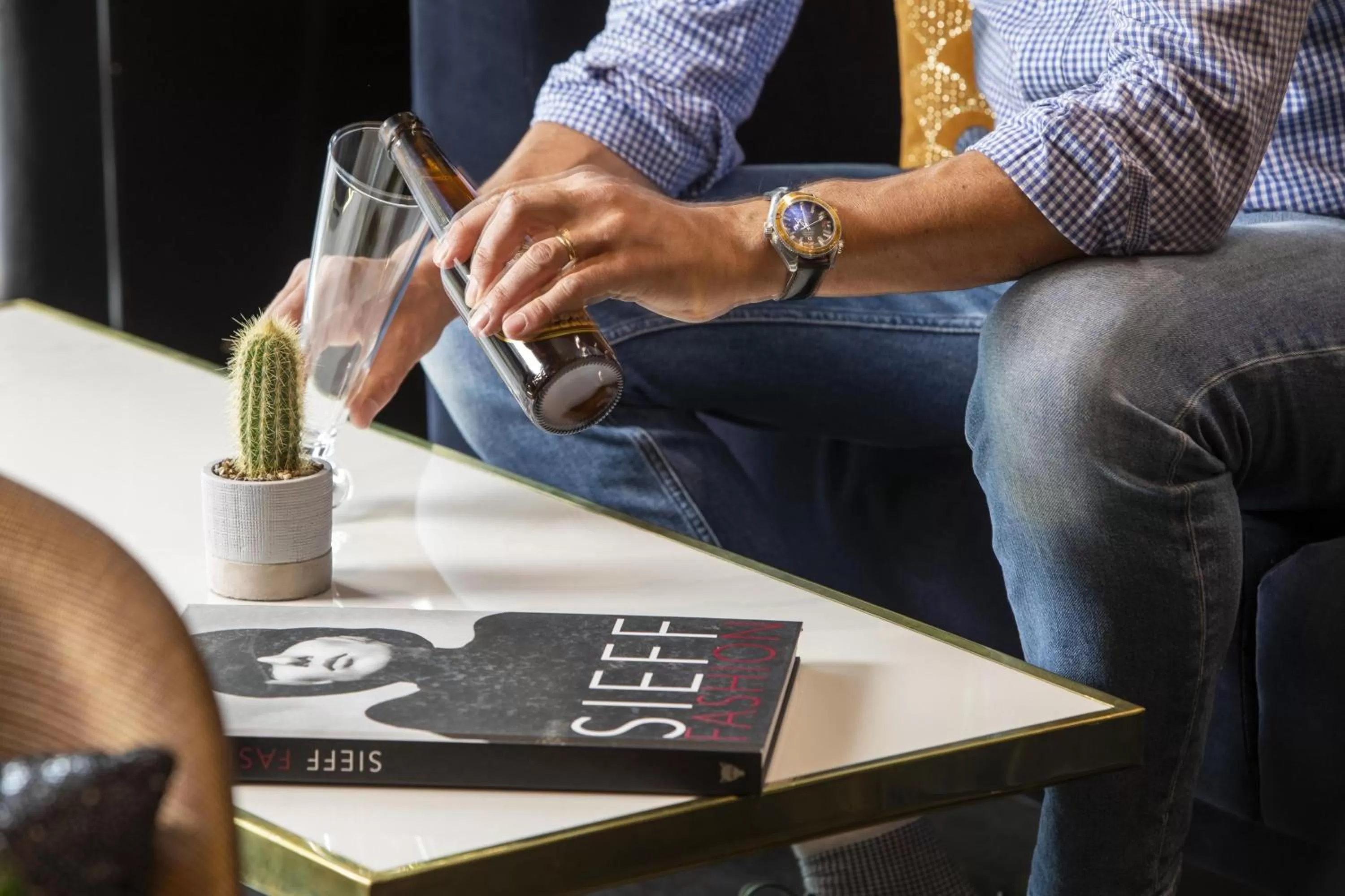 Lounge or bar in Hôtel Elysées Régencia