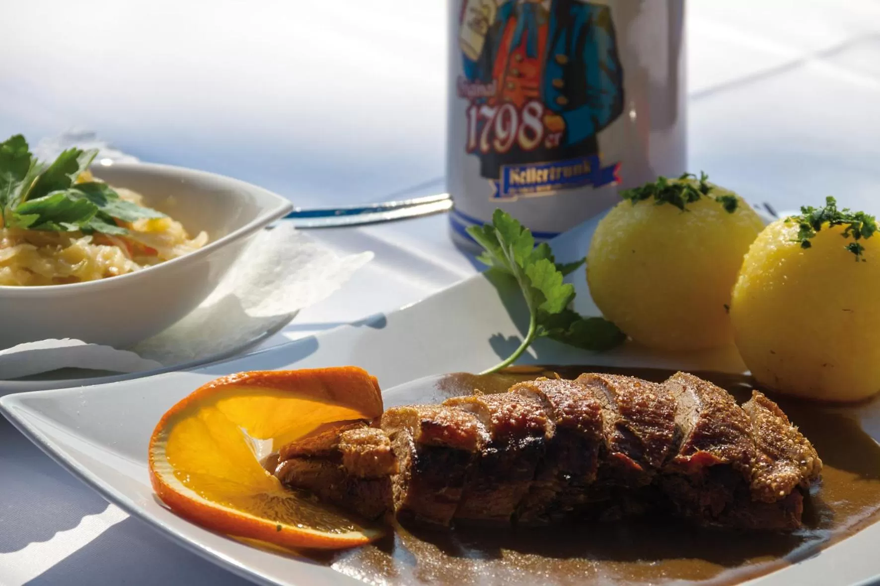 Food and drinks in Hotel Promenade