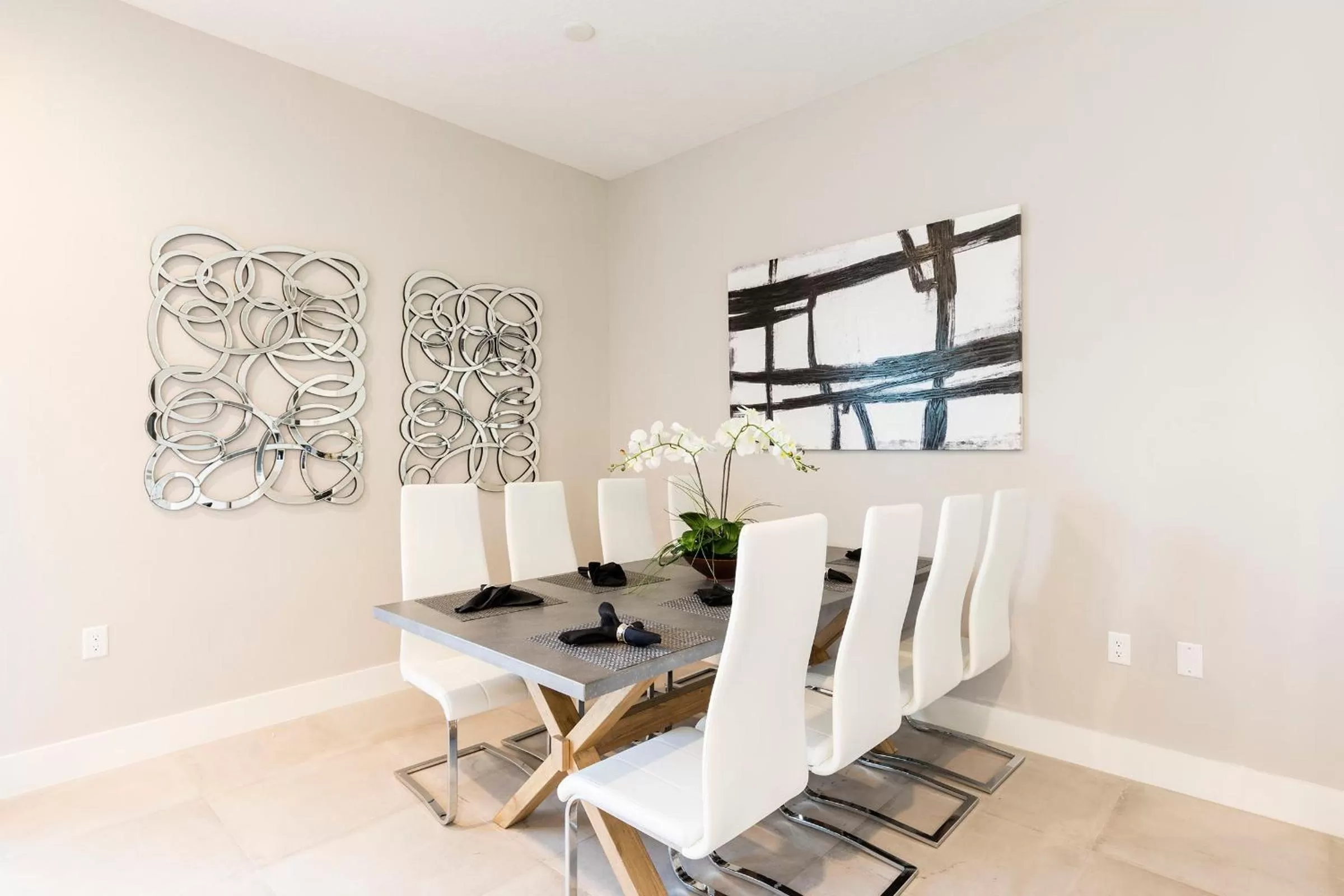 Dining Area in Summerville Vacation Resort