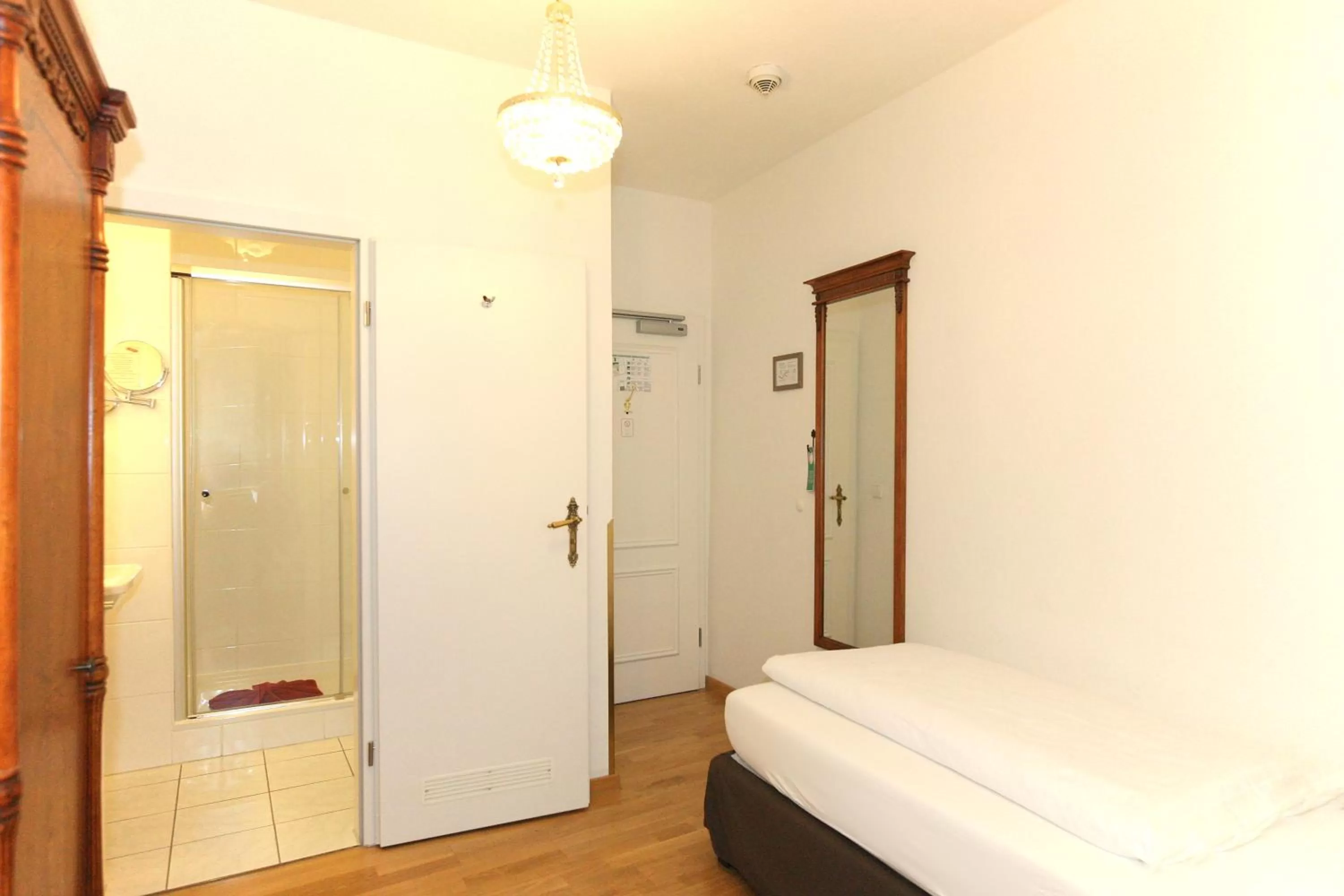 Decorative detail in Hotel Rathausglöckel