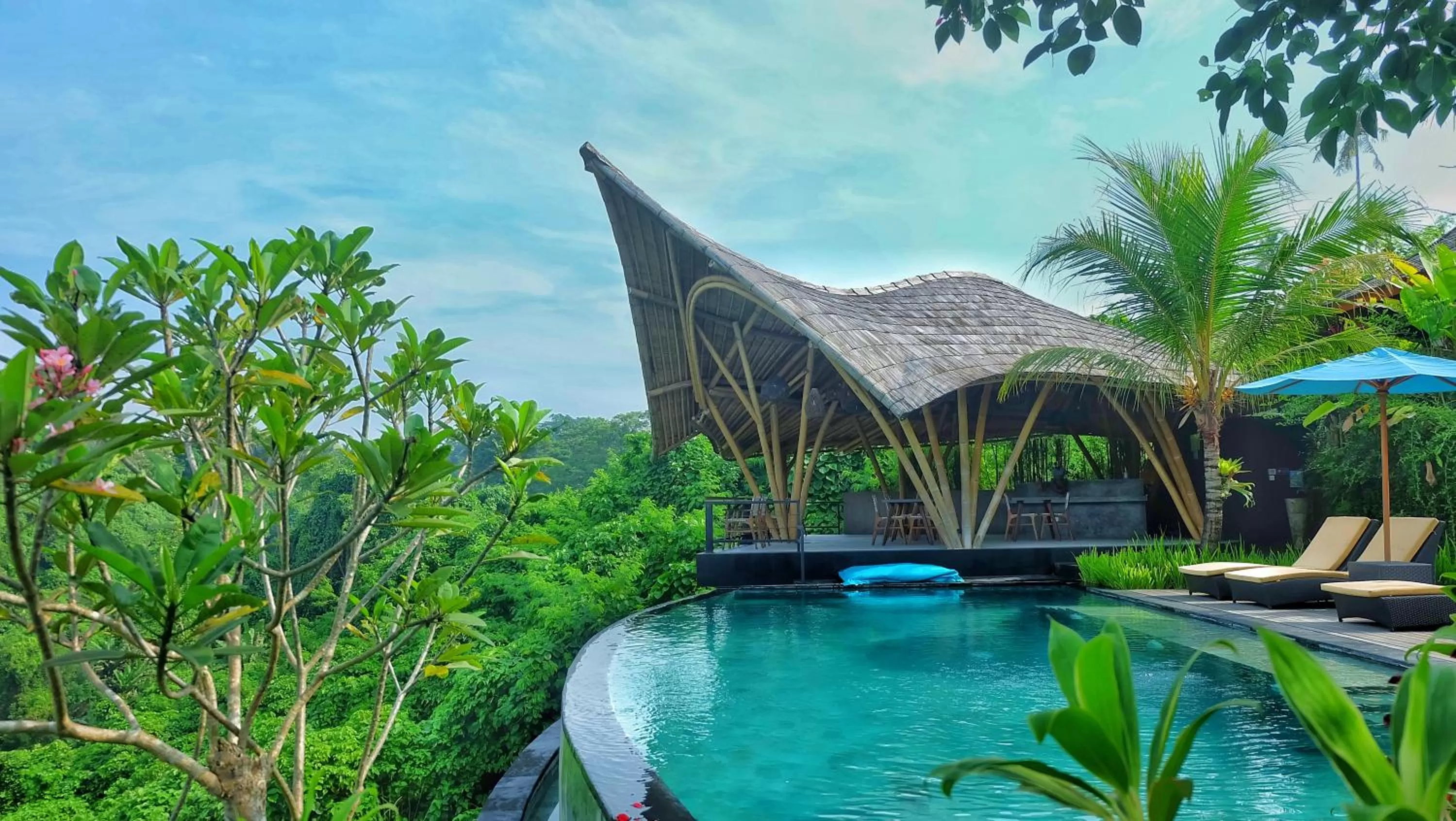 Swimming pool in Kadewa Retreat Ubud - Adults Only