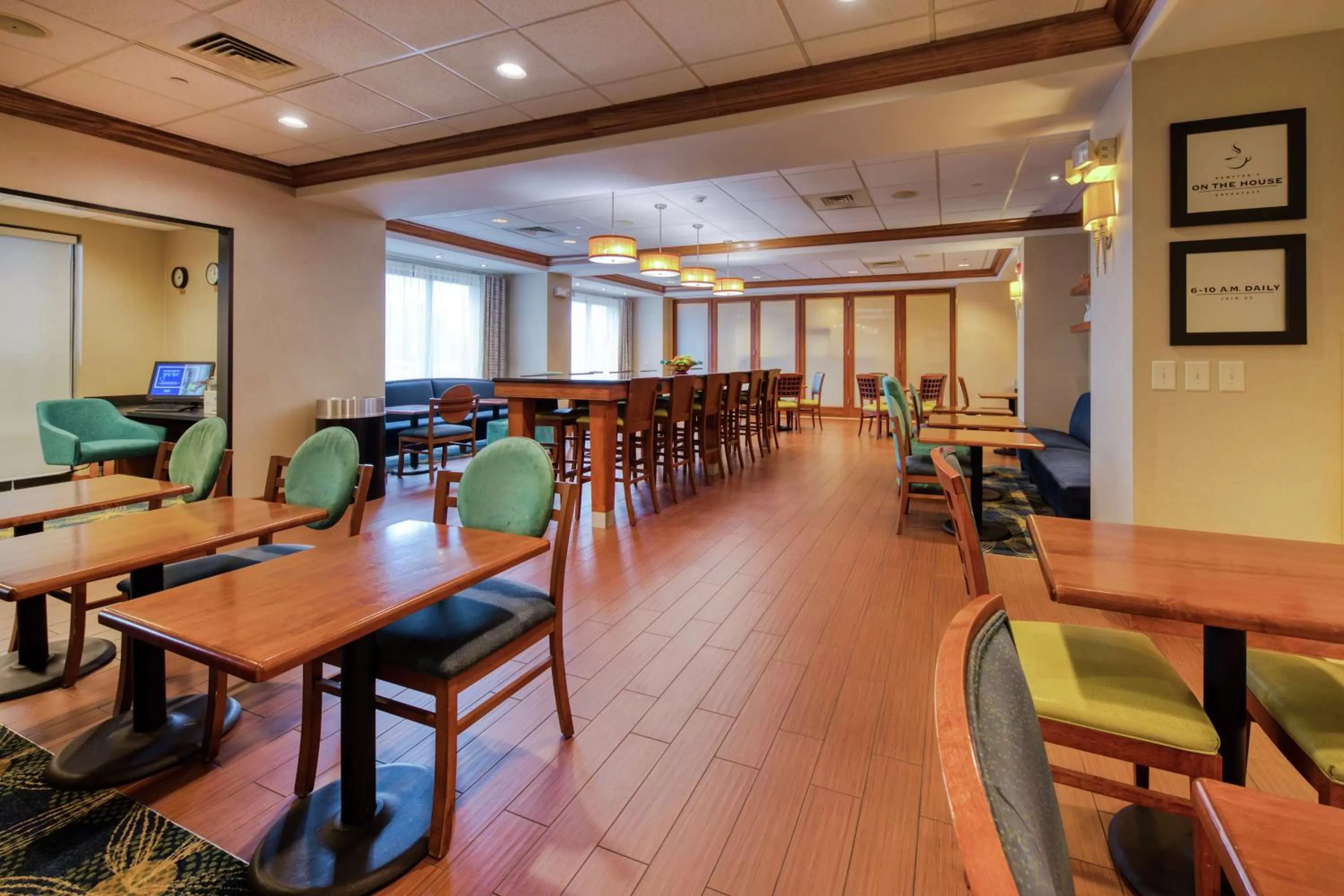 Lobby or reception in Hampton Inn Wilmington University Area