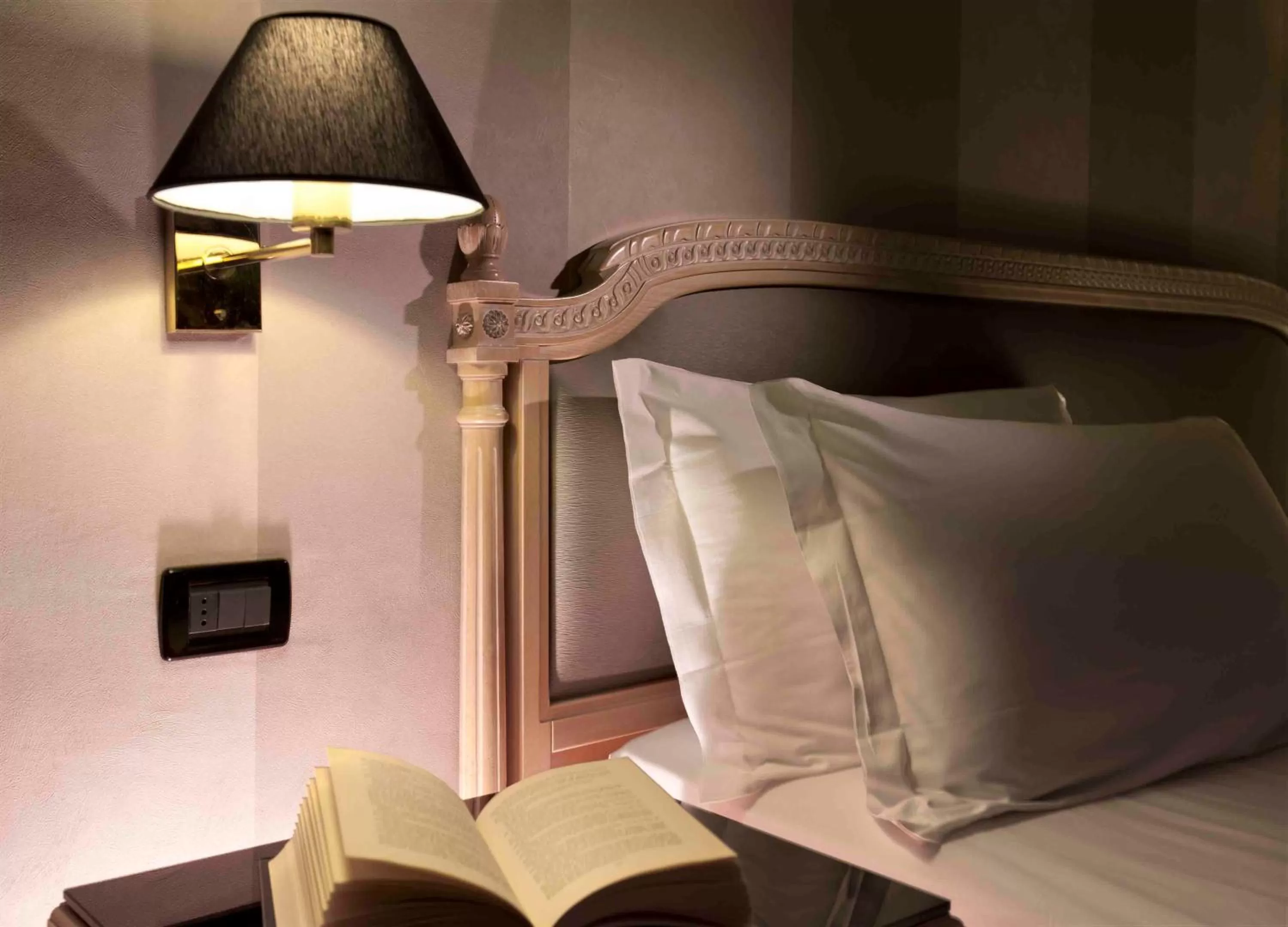 Bedroom, Bed in c-hotels Ambasciatori