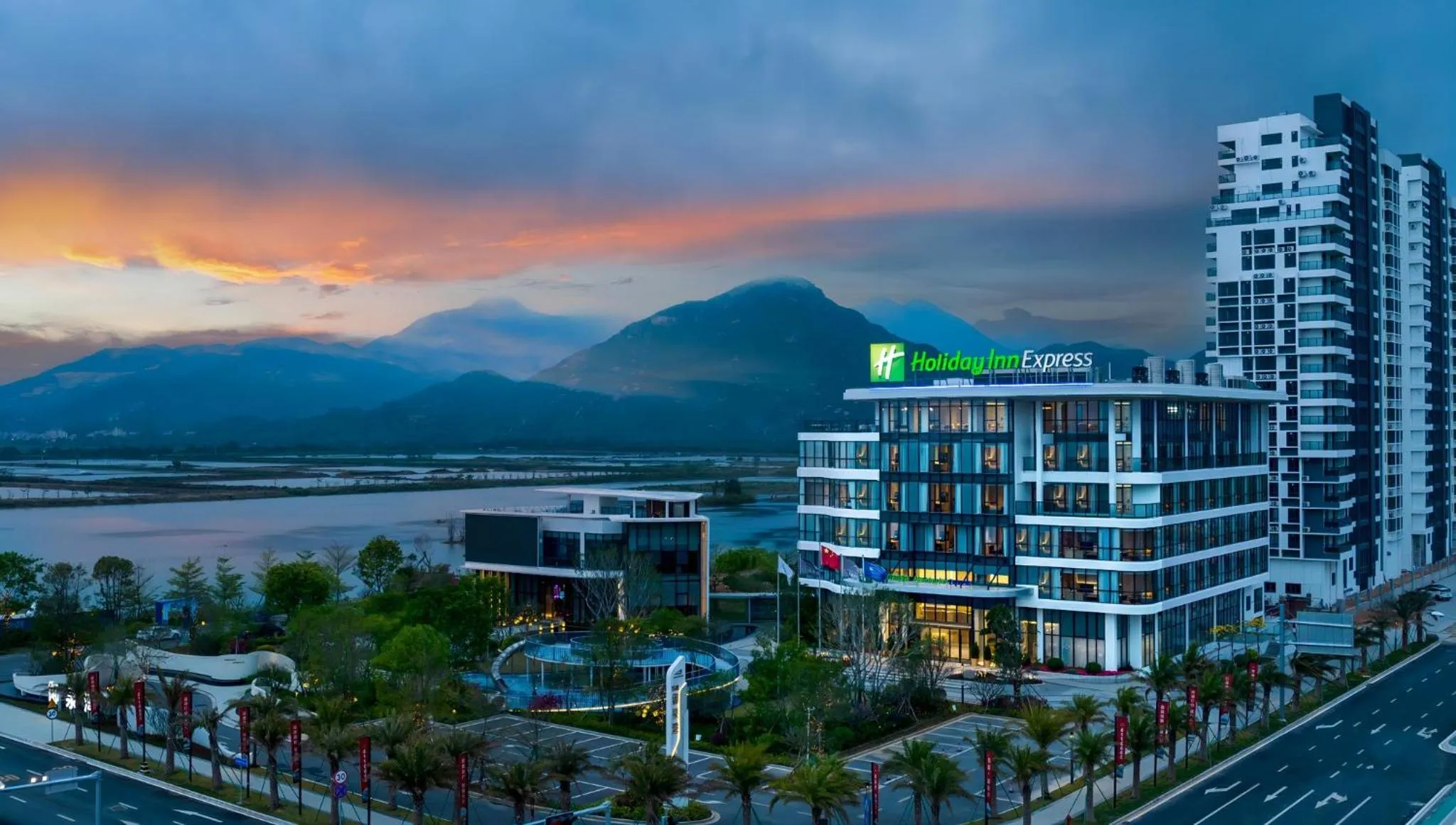 Holiday Inn Express Jiangmen Yinhu Bay by IHG