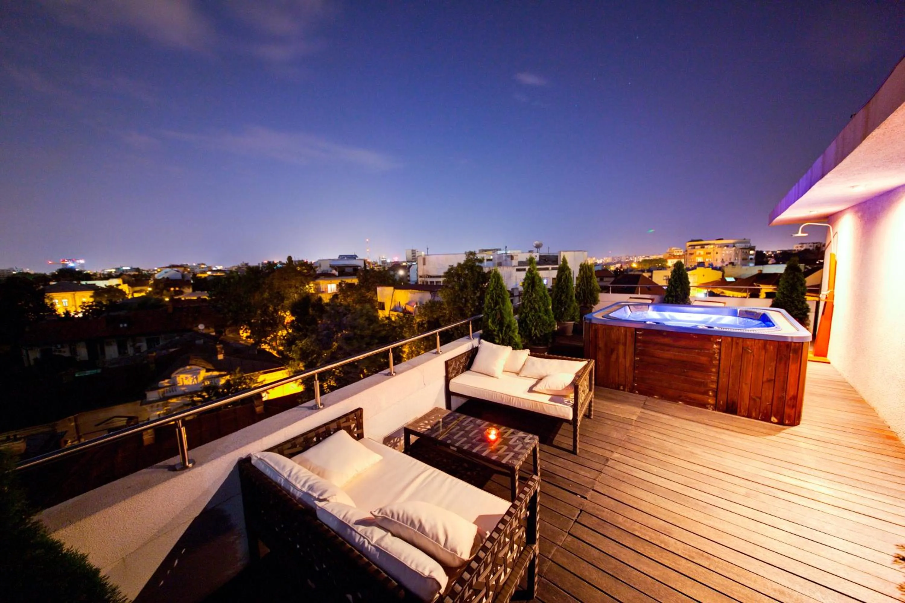 Spring in Sarroglia Hotel