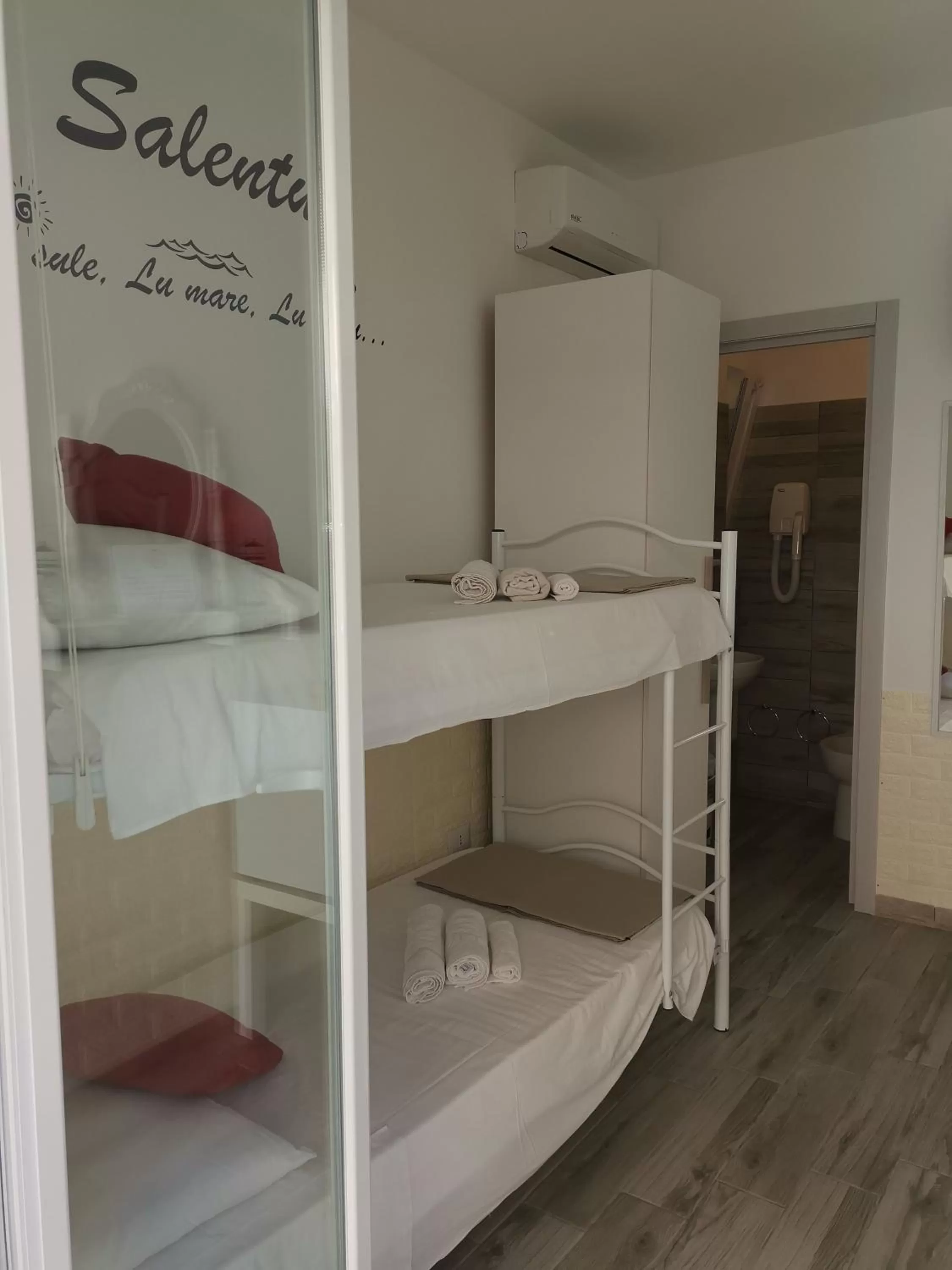 Bedroom, Bed in Medusa Gallipoli