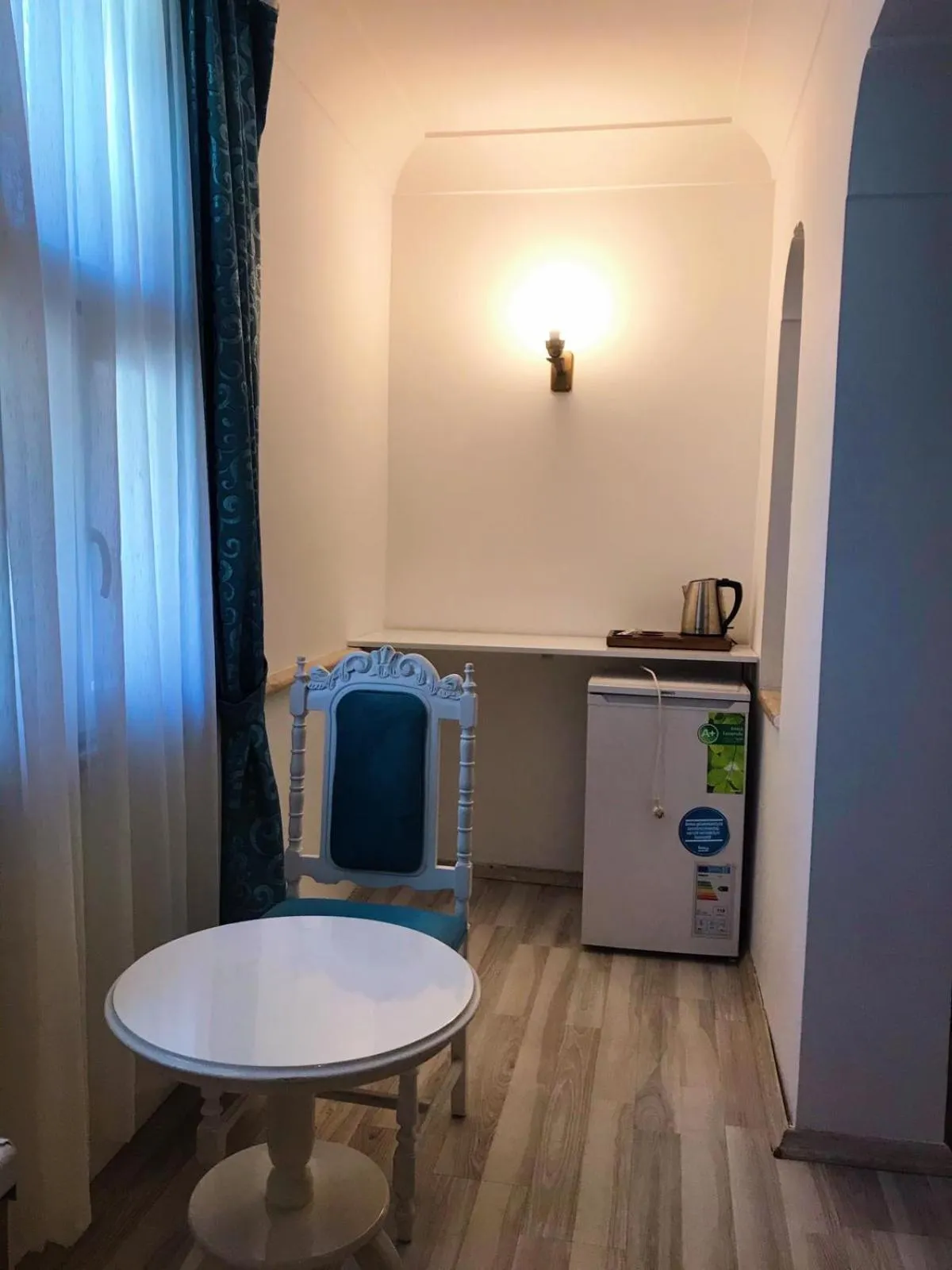 Communal lounge/ TV room in Urcu Hotel