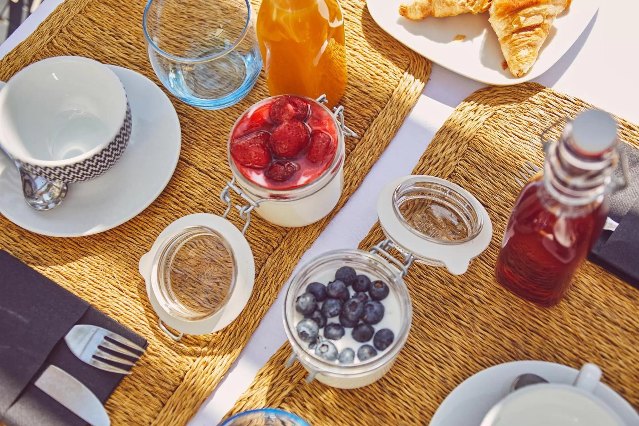 Food and drinks in Sofia Alcudia Beach