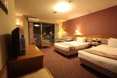Photo of the whole room, Bed in Sendai Hills Hotel