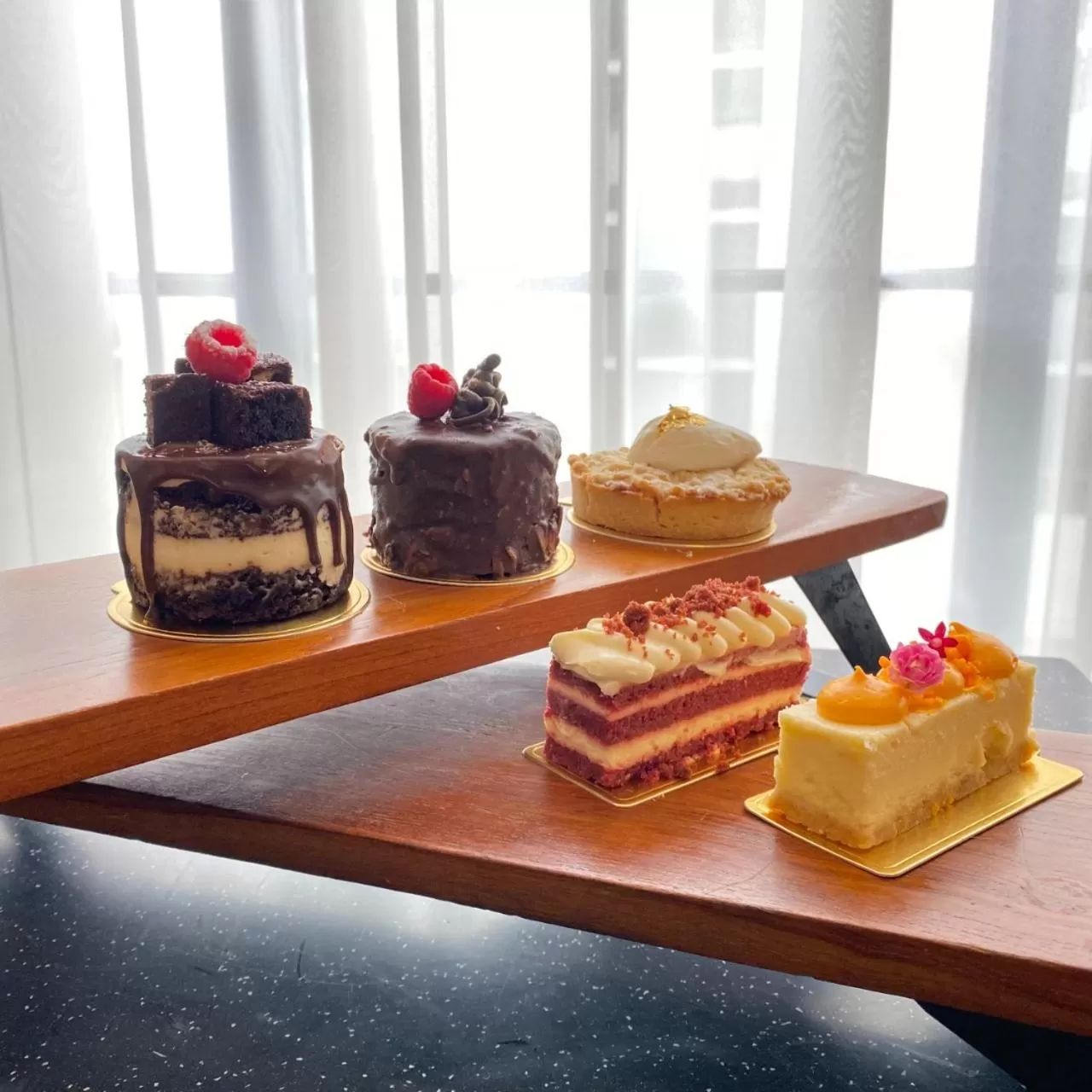 Restaurant/places to eat in Sutasoma Hotel