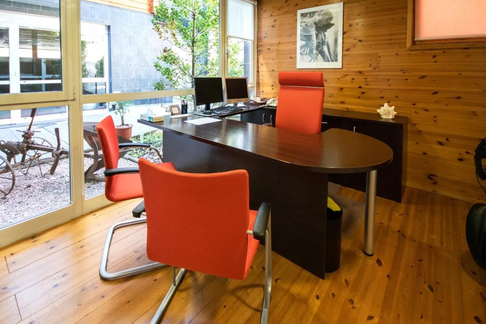 Business facilities in Hotel Somlom - ECO Friendly Montseny