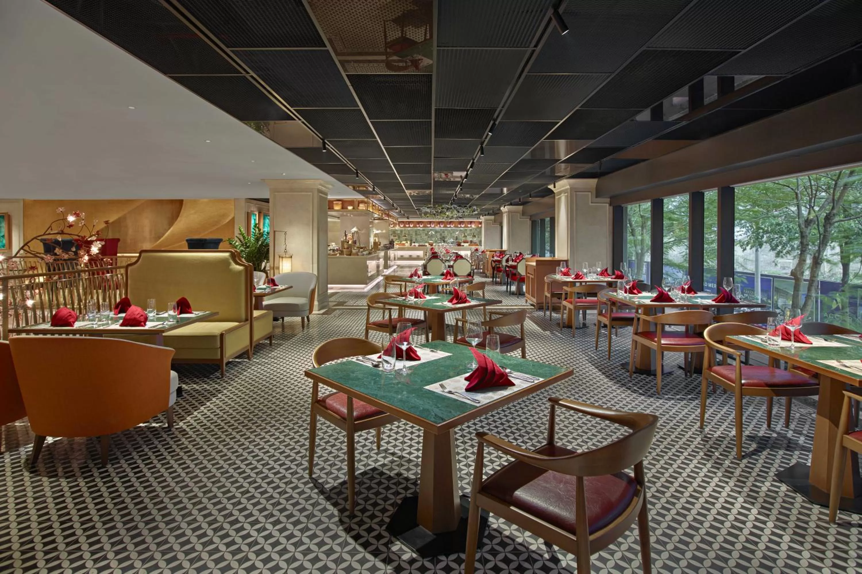 Restaurant/places to eat in Grand Mercure Hanoi