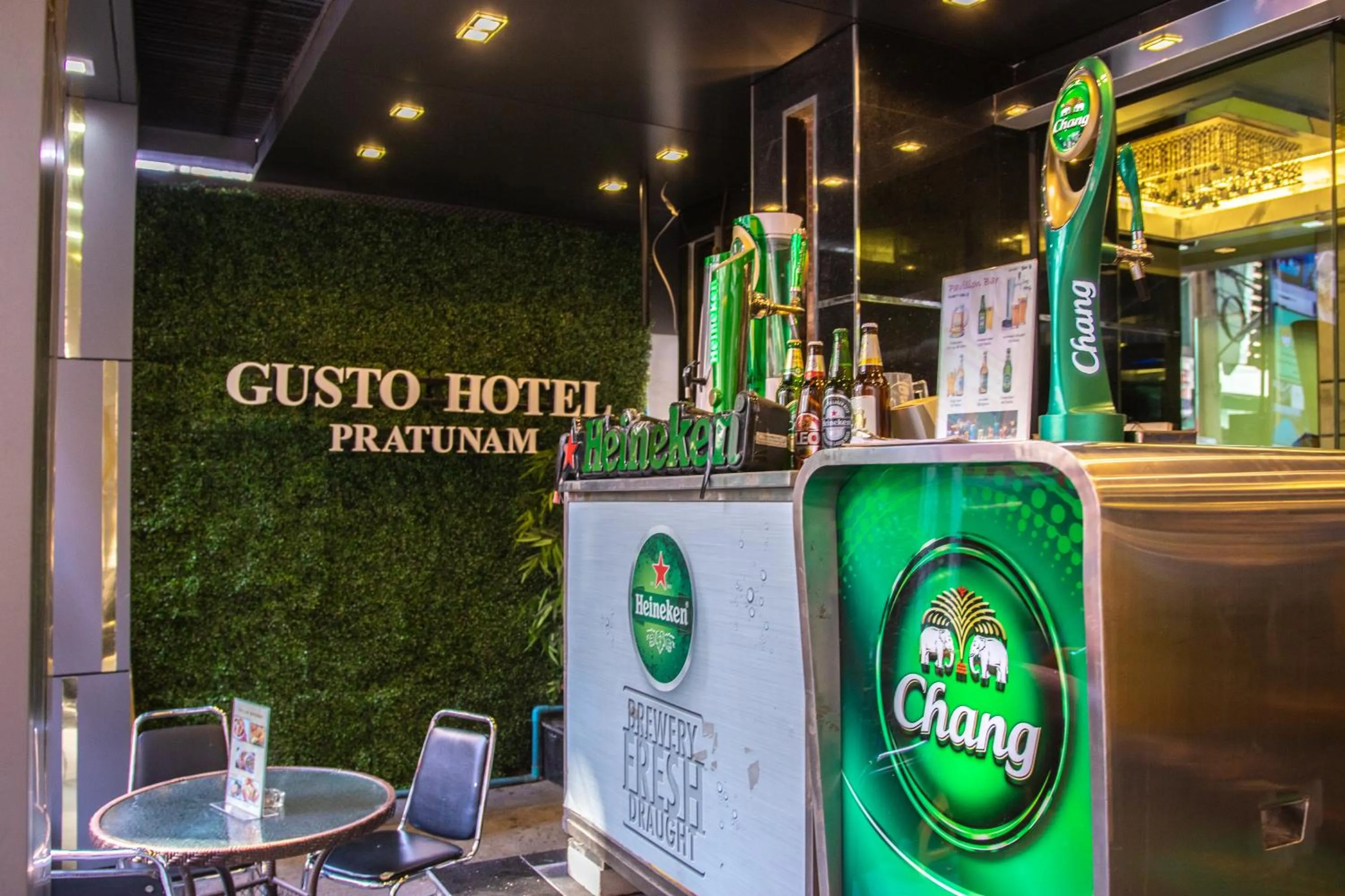 Gusto Pratunam Hotel