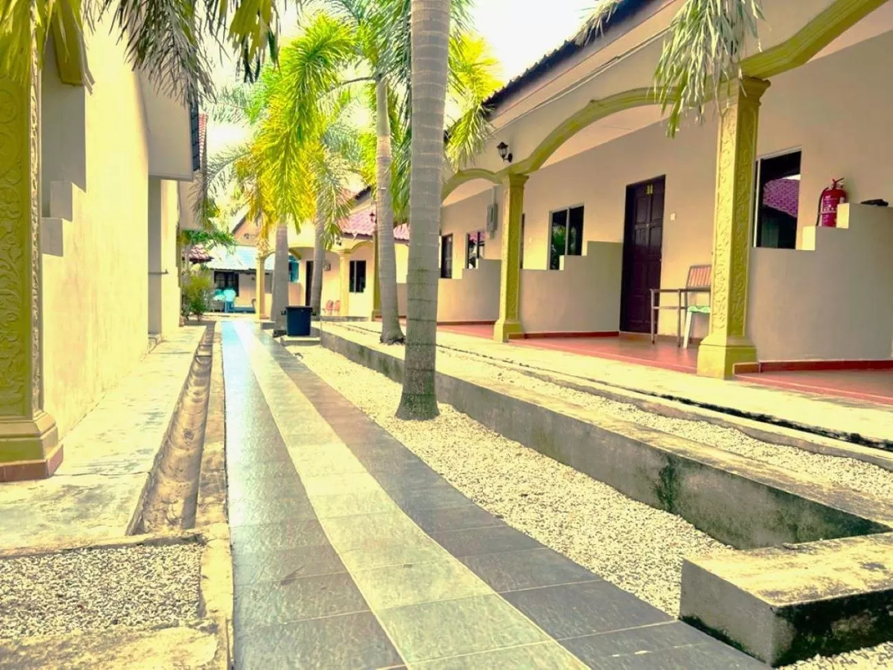 Day in Dhania Cenang Beach Motel