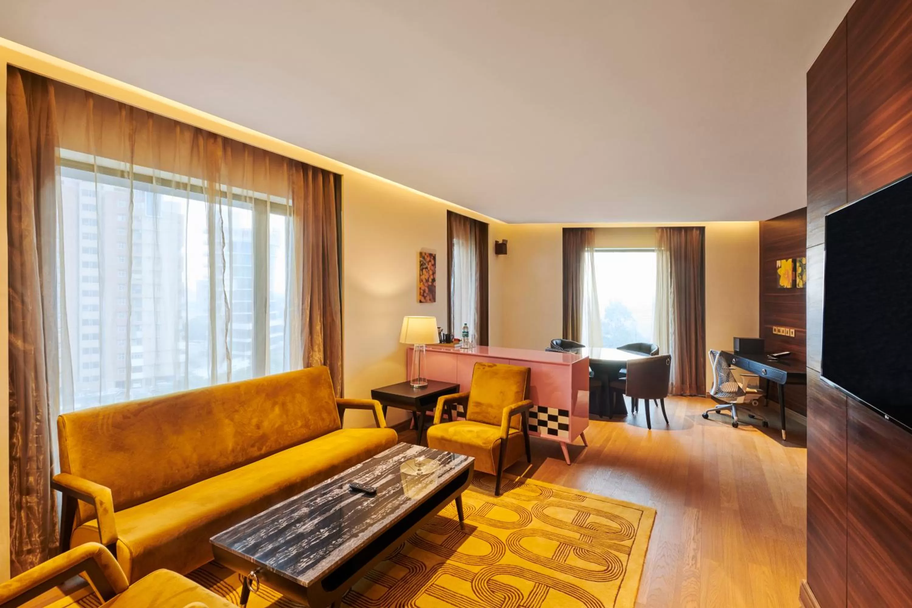 Living room in Hilton Garden Inn Lucknow