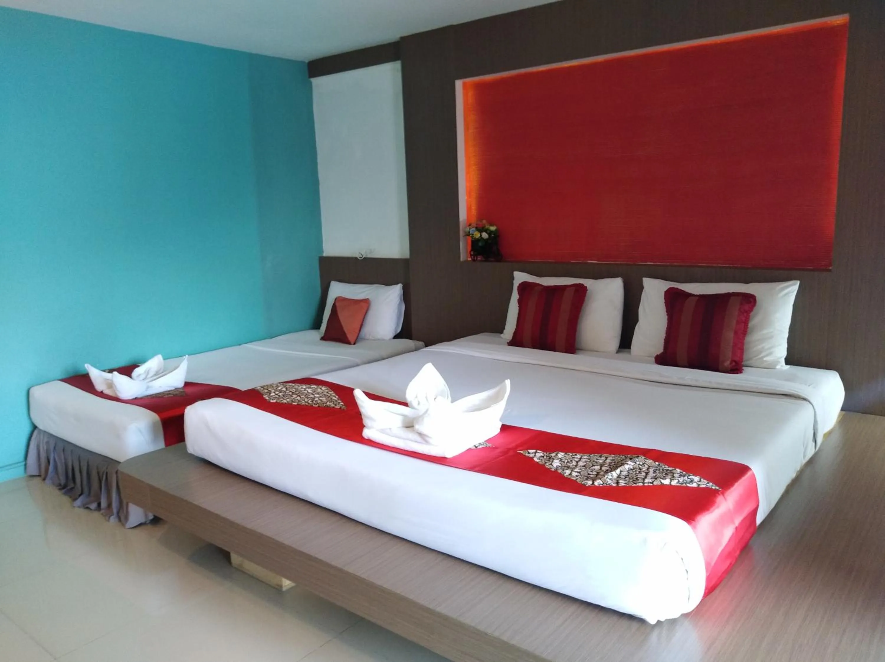 Photo of the whole room, Bed in La Moon At Phuket - SHA Extra Plus