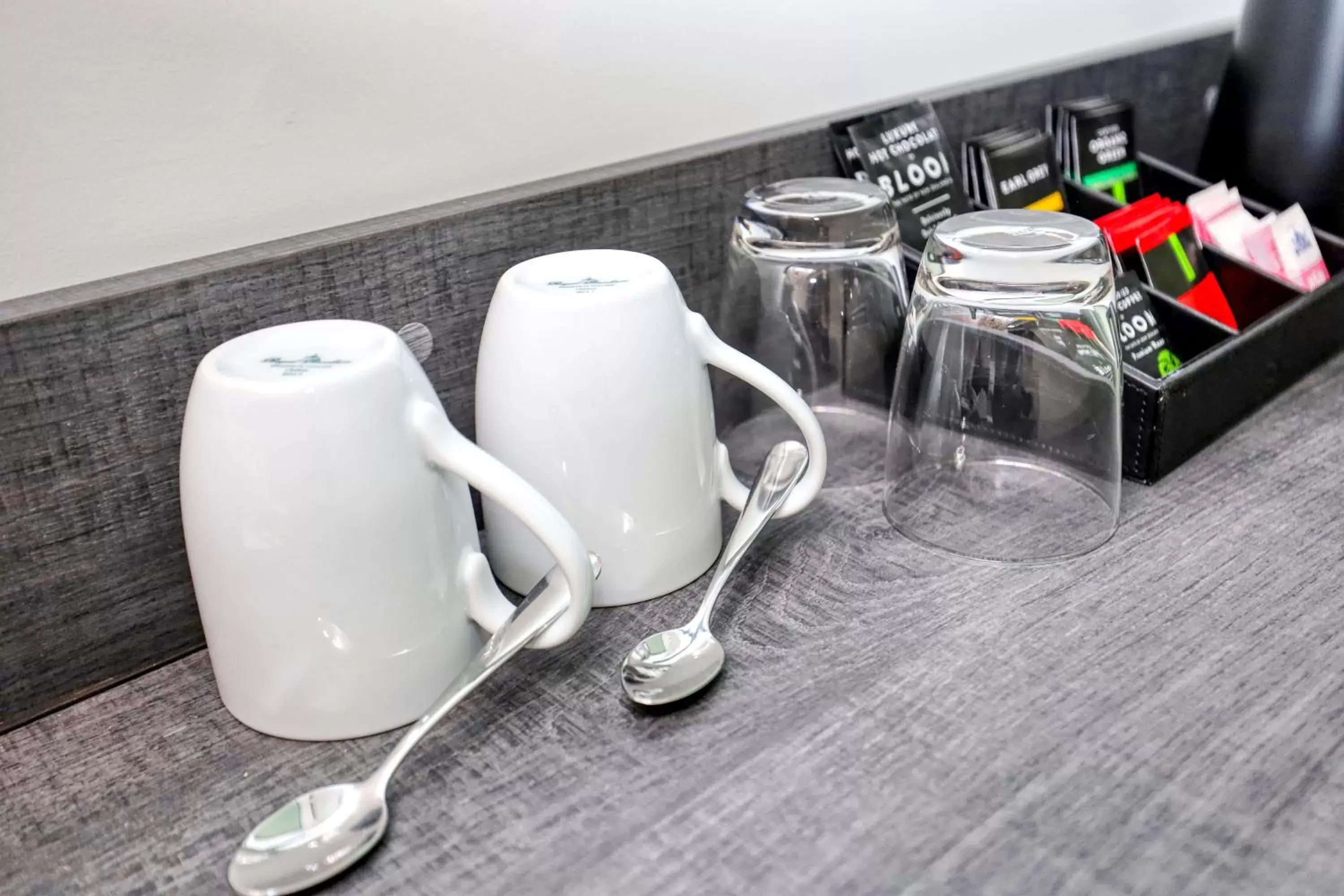 Queen Internal Room in Microtel by Wyndham Wellington Queen Internal Room in Microtel by Wyndham Wellington