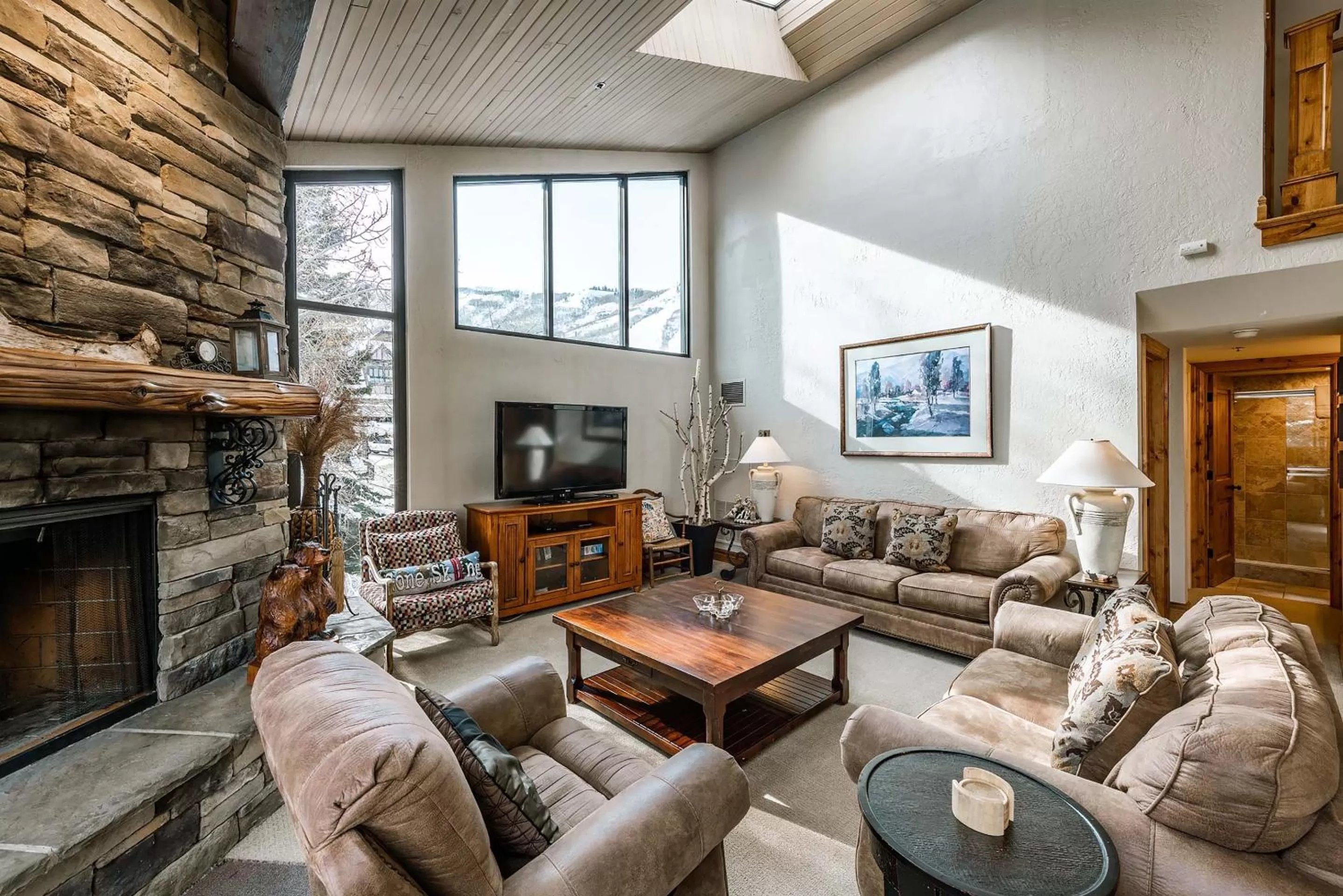 Living room in Silver King by All Seasons Resort Lodging