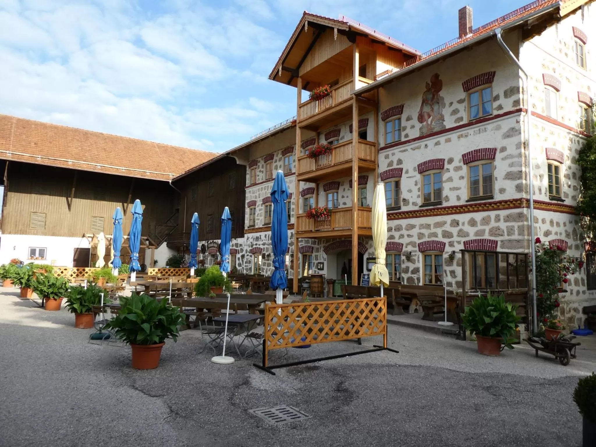 Restaurant/places to eat, Property Building in Gästehaus Stahuber