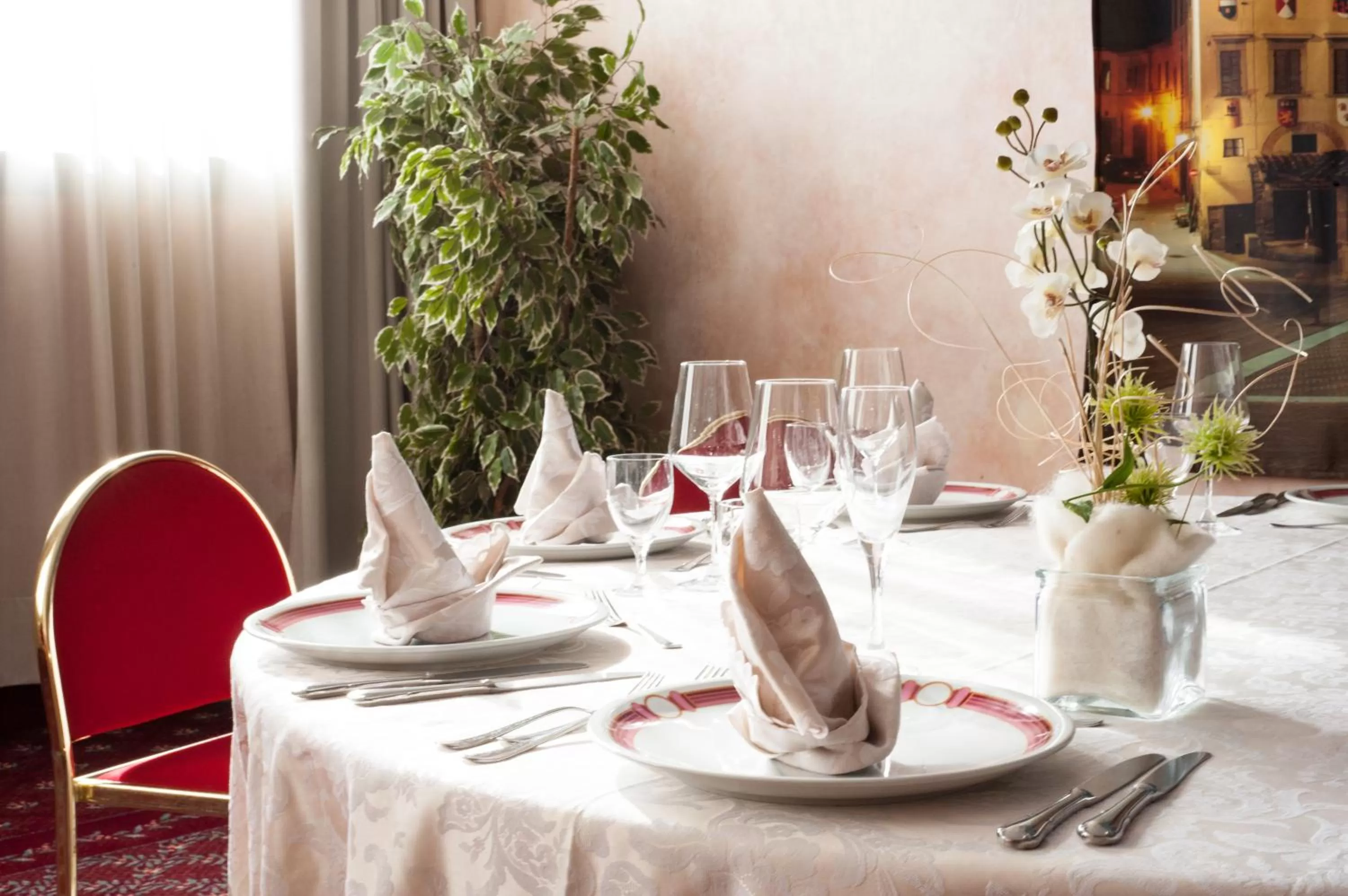Restaurant/places to eat in Etrusco Arezzo Hotel - Sure Hotel Collection by Best Western