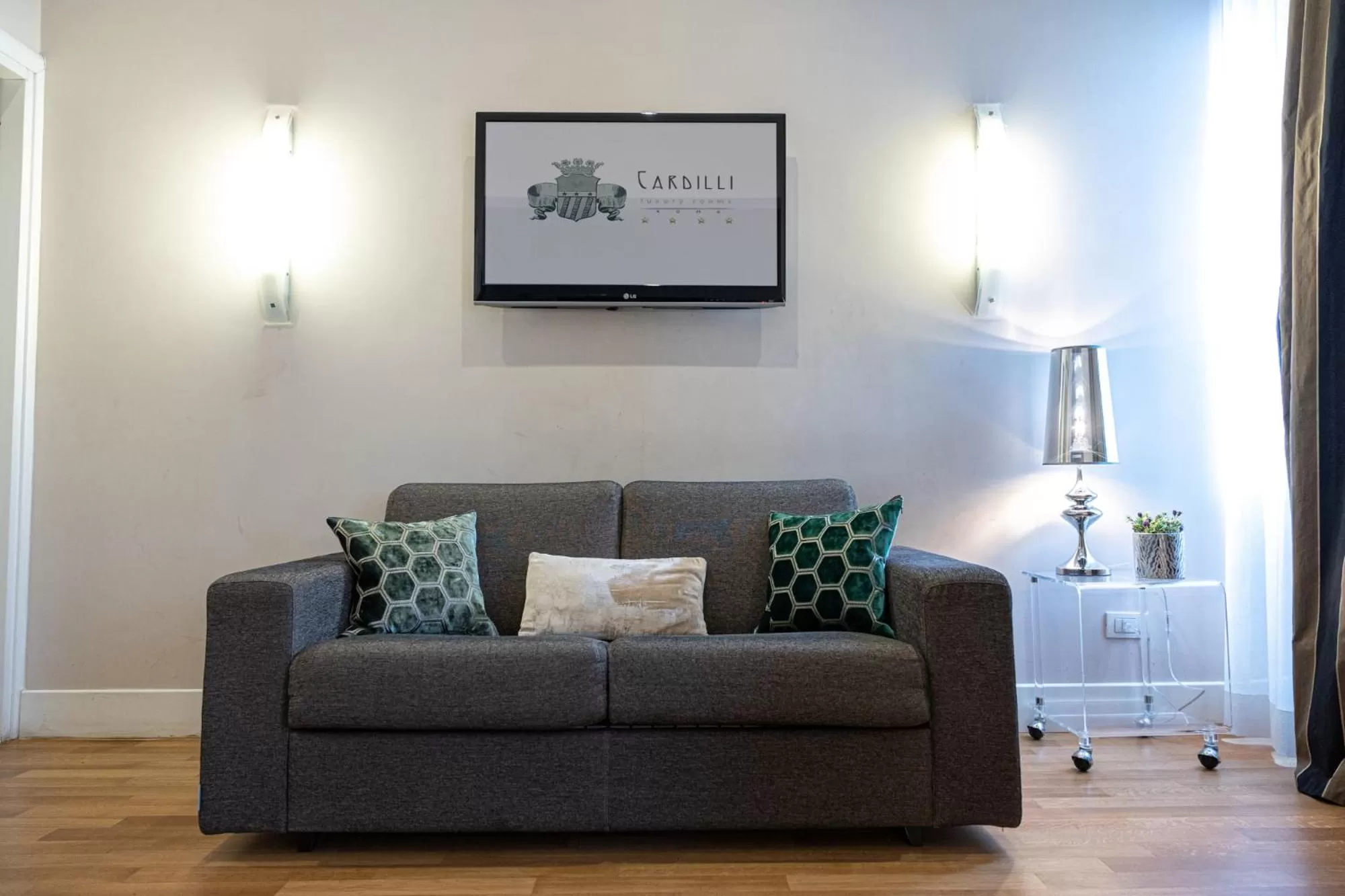 Seating area in Cardilli Luxury Rooms