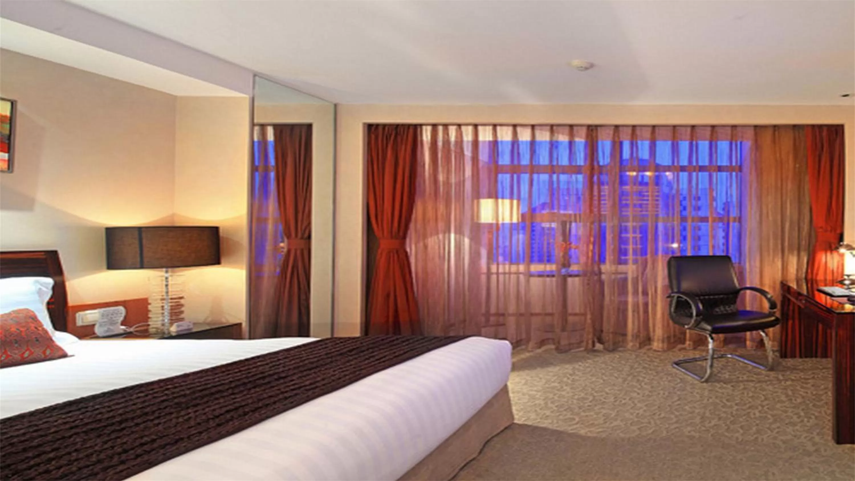 Bedroom, Bed in Marco Polo Parkside, Beijing