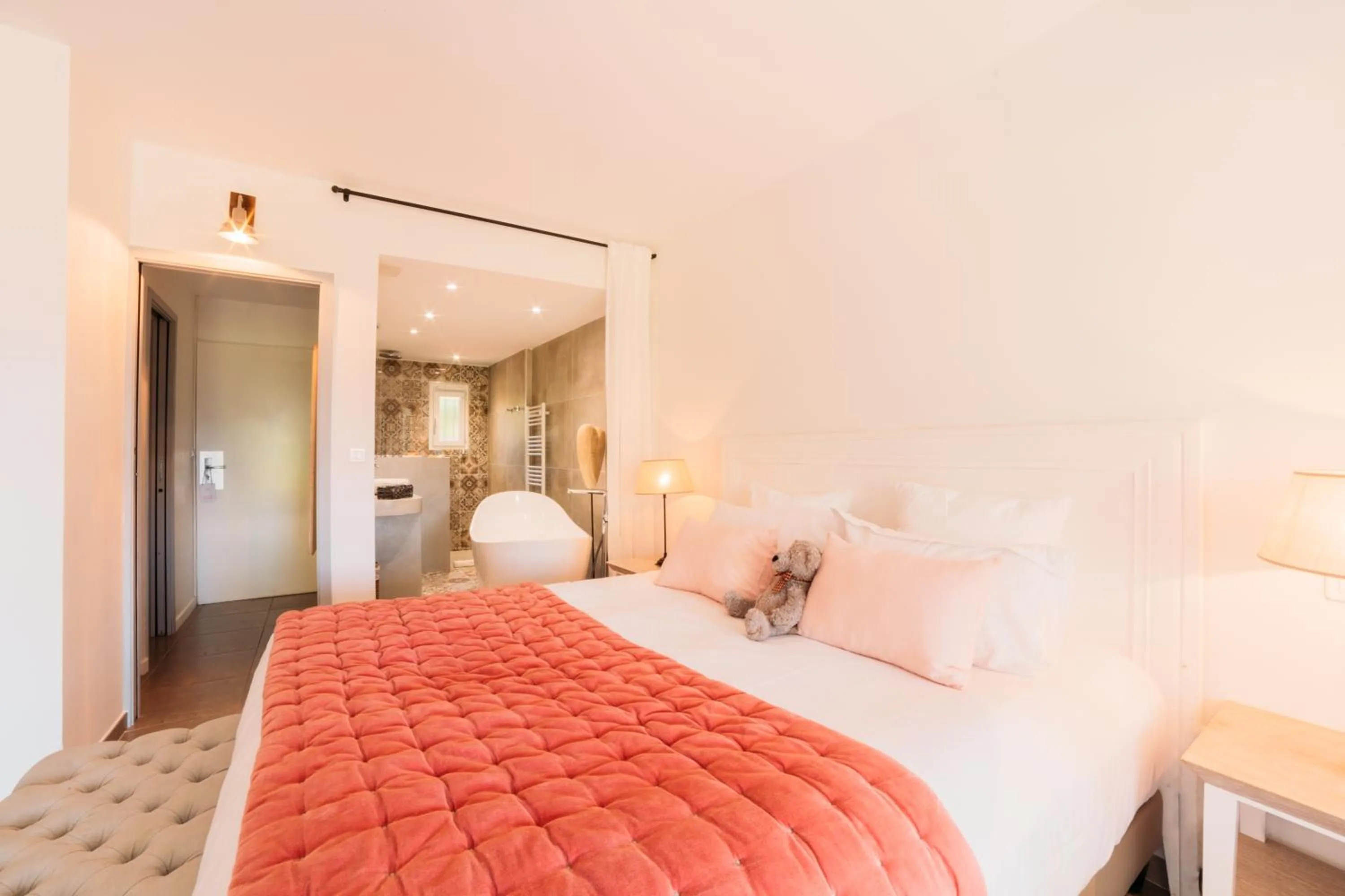 Bed in Hôtel Font Mourier